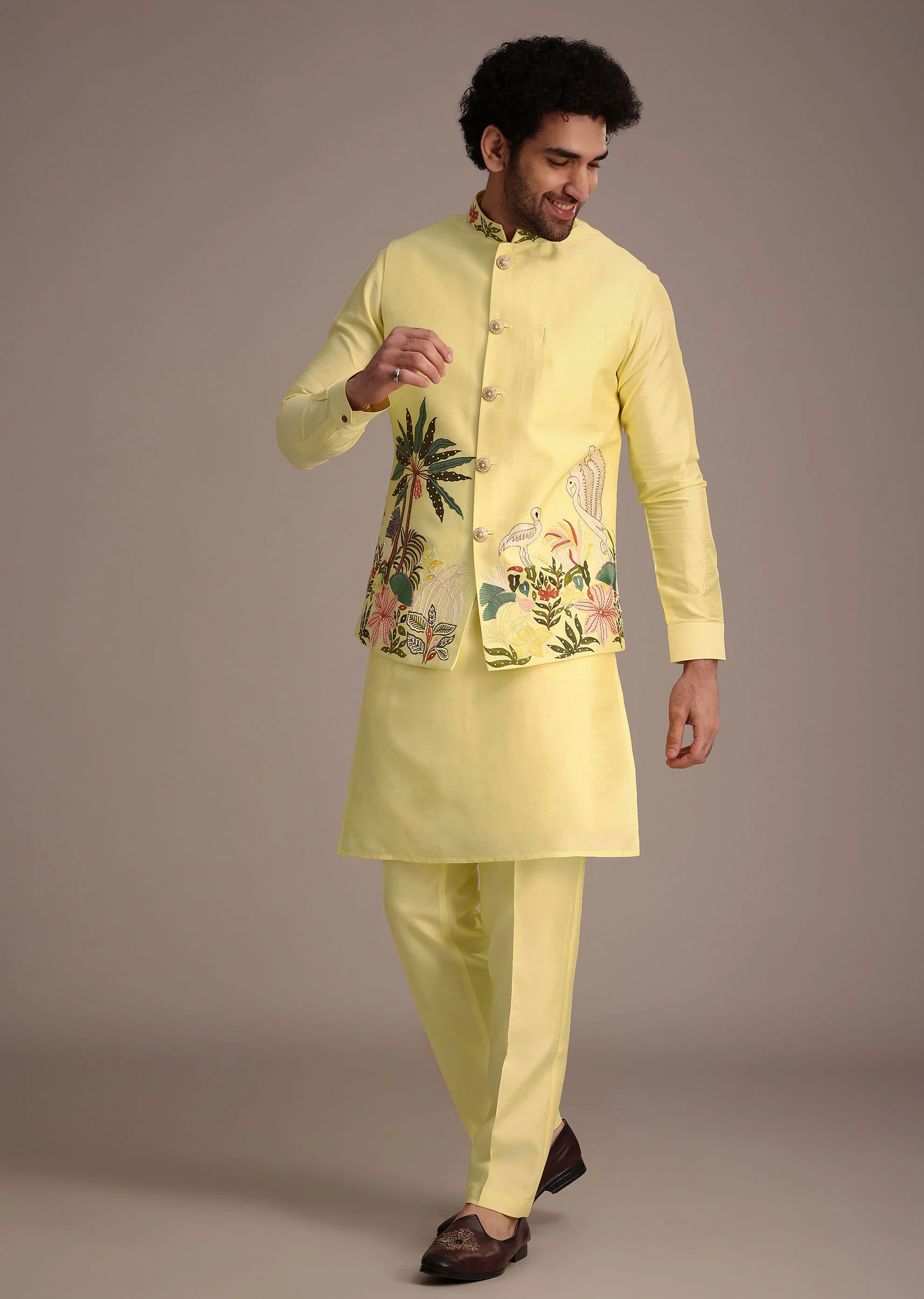 Lemon Yellow Silk Thread Work Kurta Jacket Set - Image 4