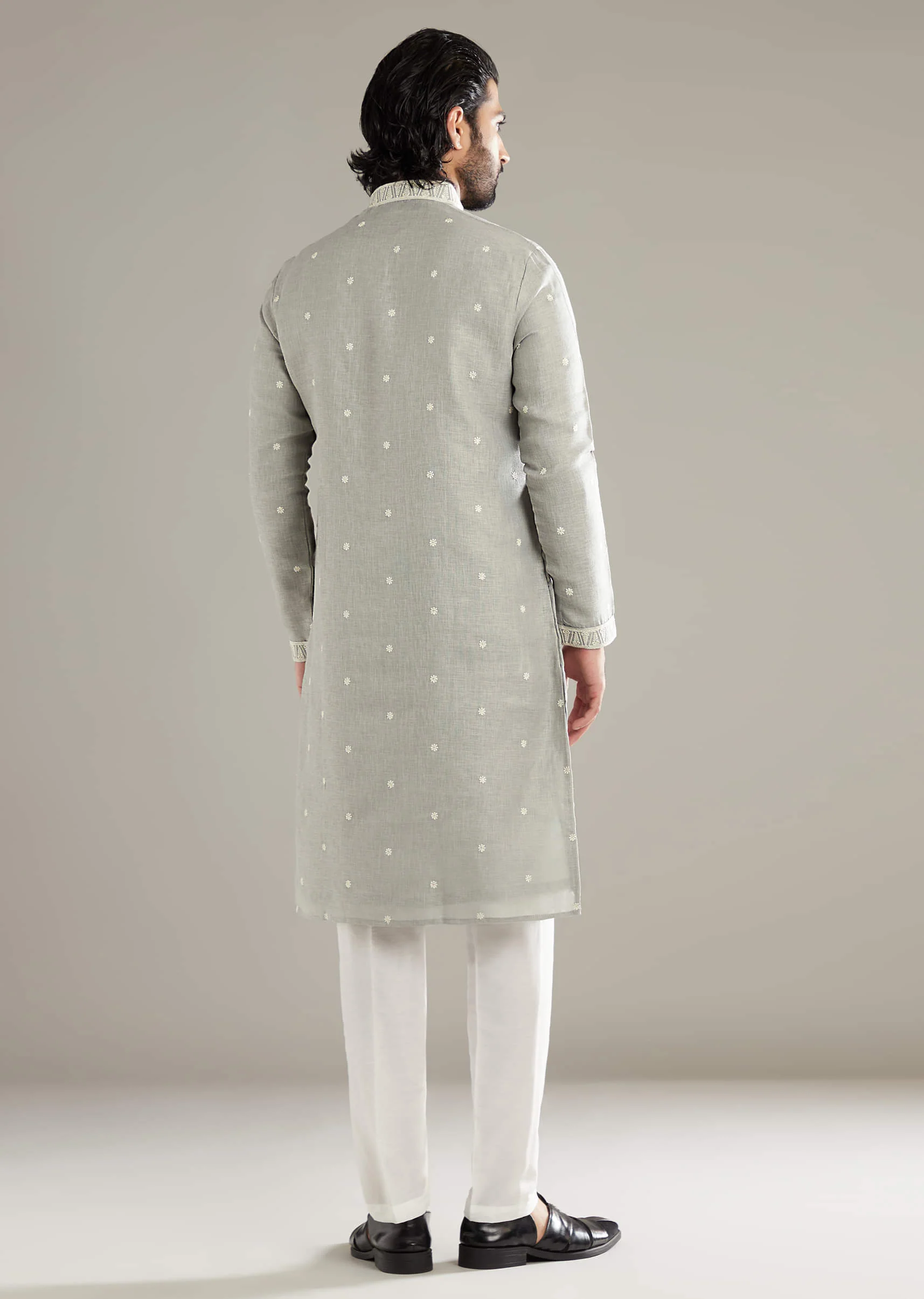 Light Grey Linen Kurta Set For Men With Resham Hand Work - Image 3
