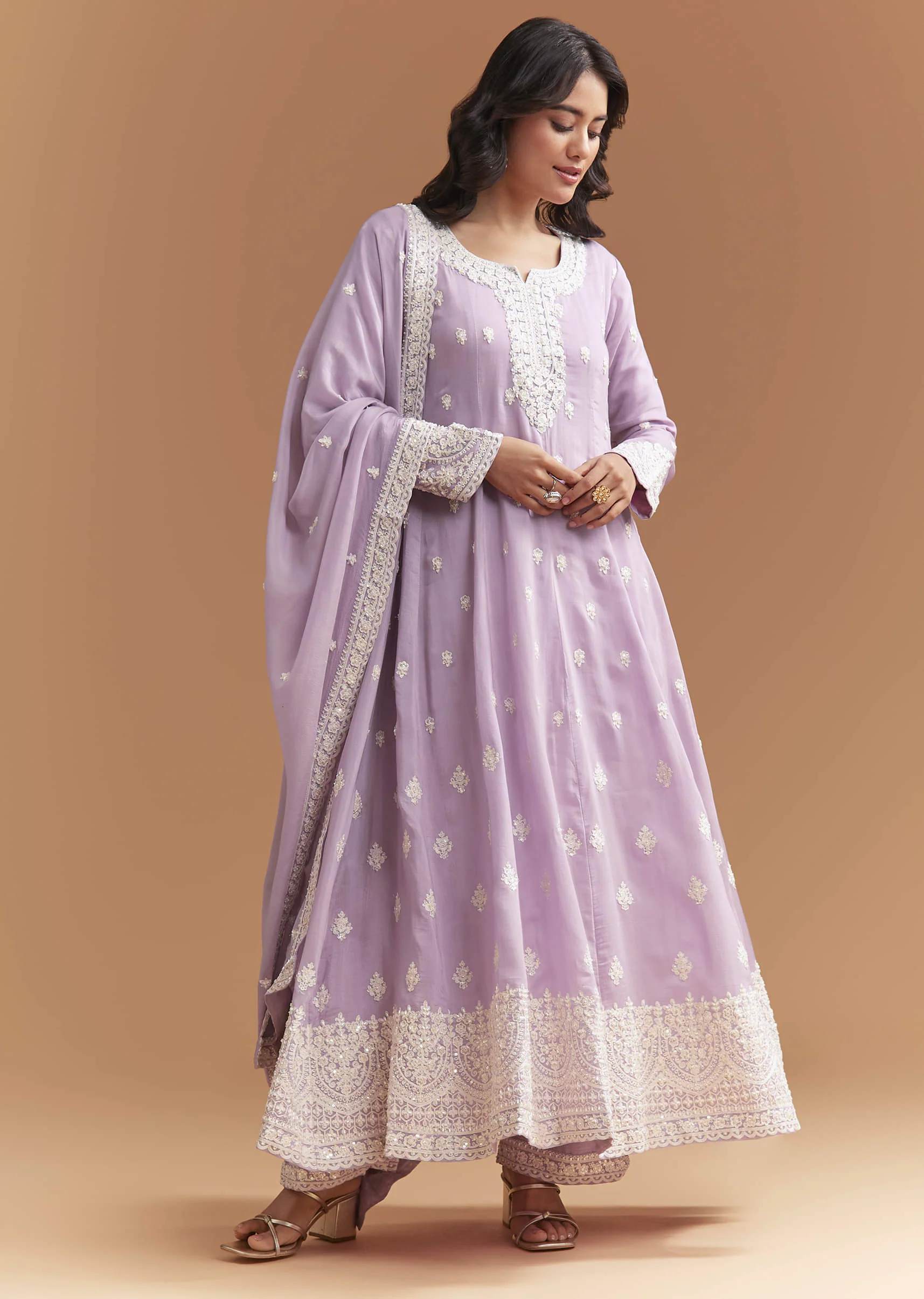 Lilac Cotton Anarkali Suit With Delicate Thread Work - Image 4
