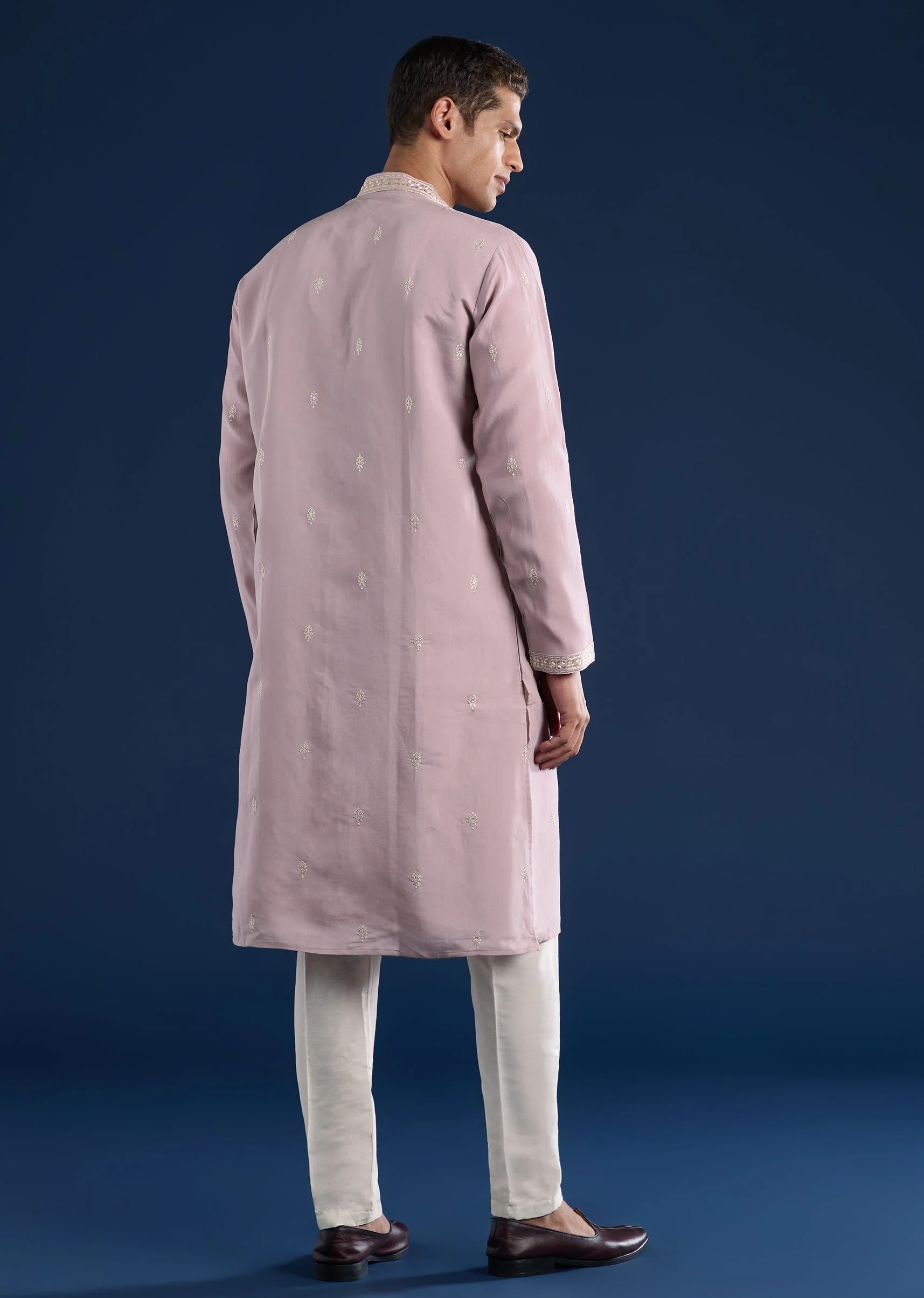 Lilac Sequin Detail Kurta Set - Image 5
