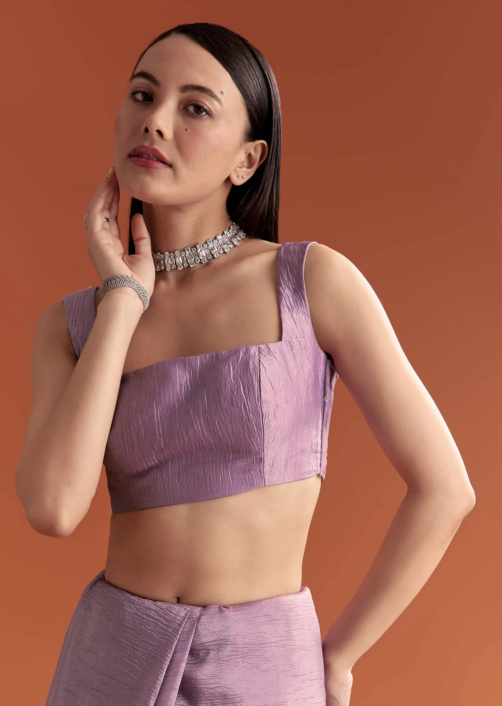 Lilac Tissue Saree With Butti And Border Embroidery - Image 2