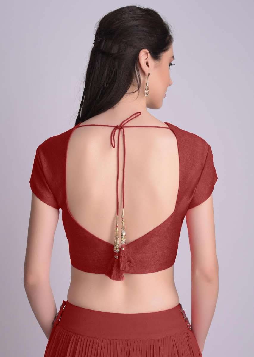 Maroon Blouse With Deep Sweet Heart Neck And Cap Sleeves - Image 2