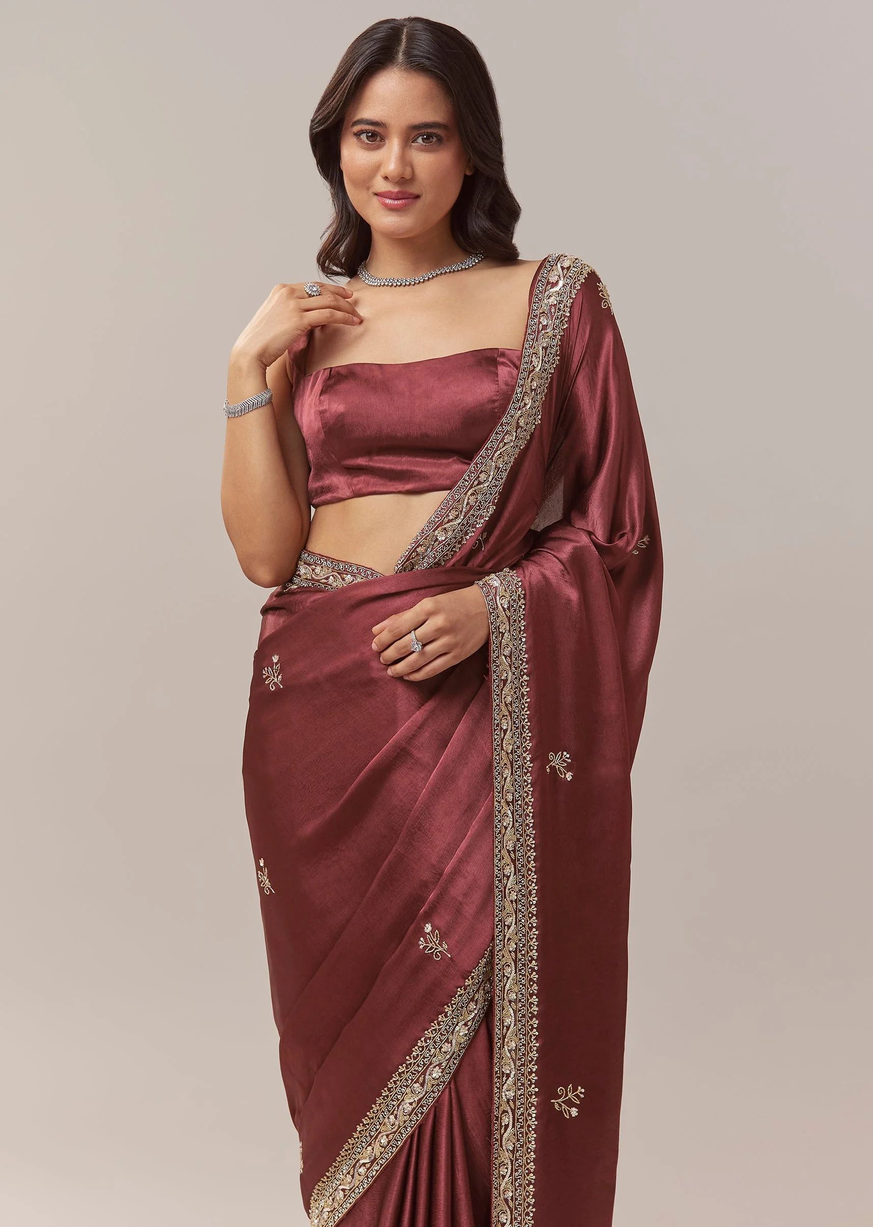 Maroon Chinnon Saree With All Over Butti And Heavy Embroidered Border - Image 5