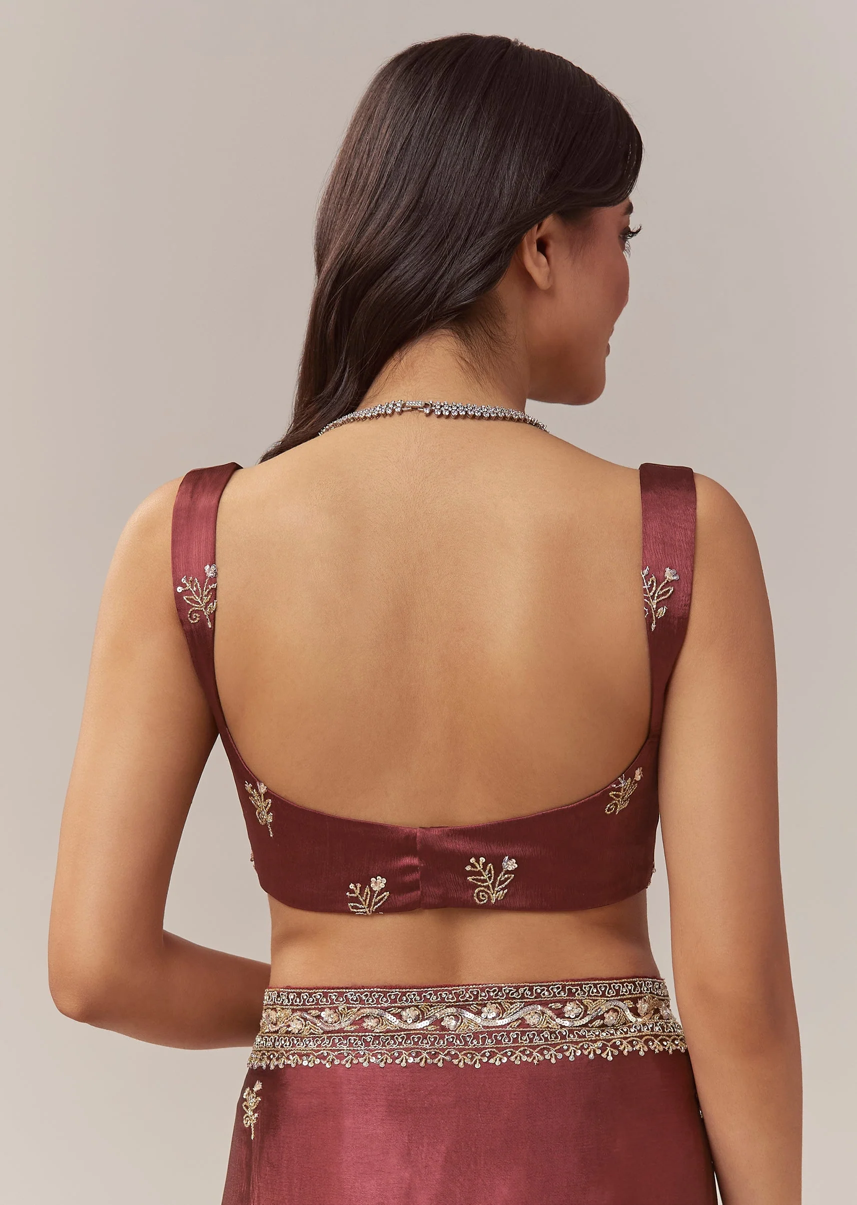 Maroon Chinnon Saree With All Over Butti And Heavy Embroidered Border - Image 8