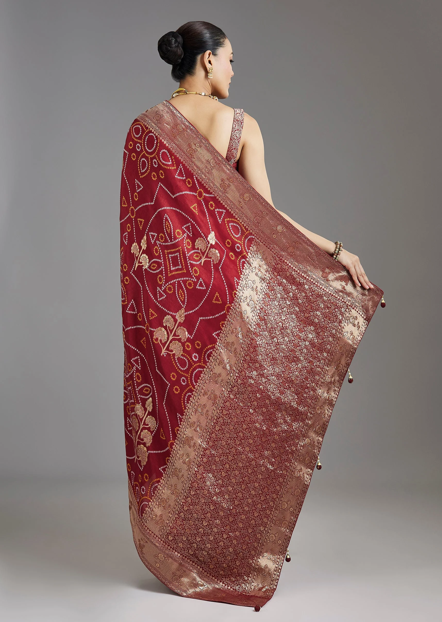 Maroon Dola Silk Saree - Image 4