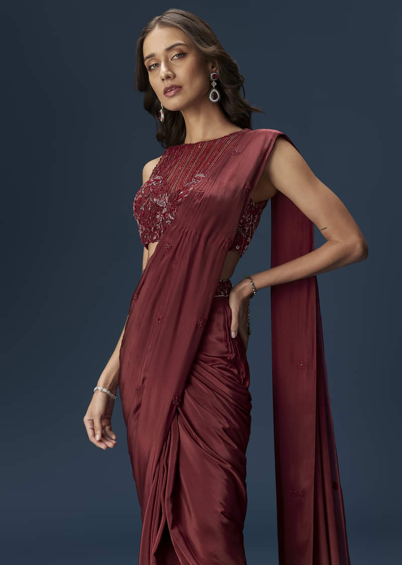 Maroon Ready Pleated Saree With High Neck Blouse - Image 3