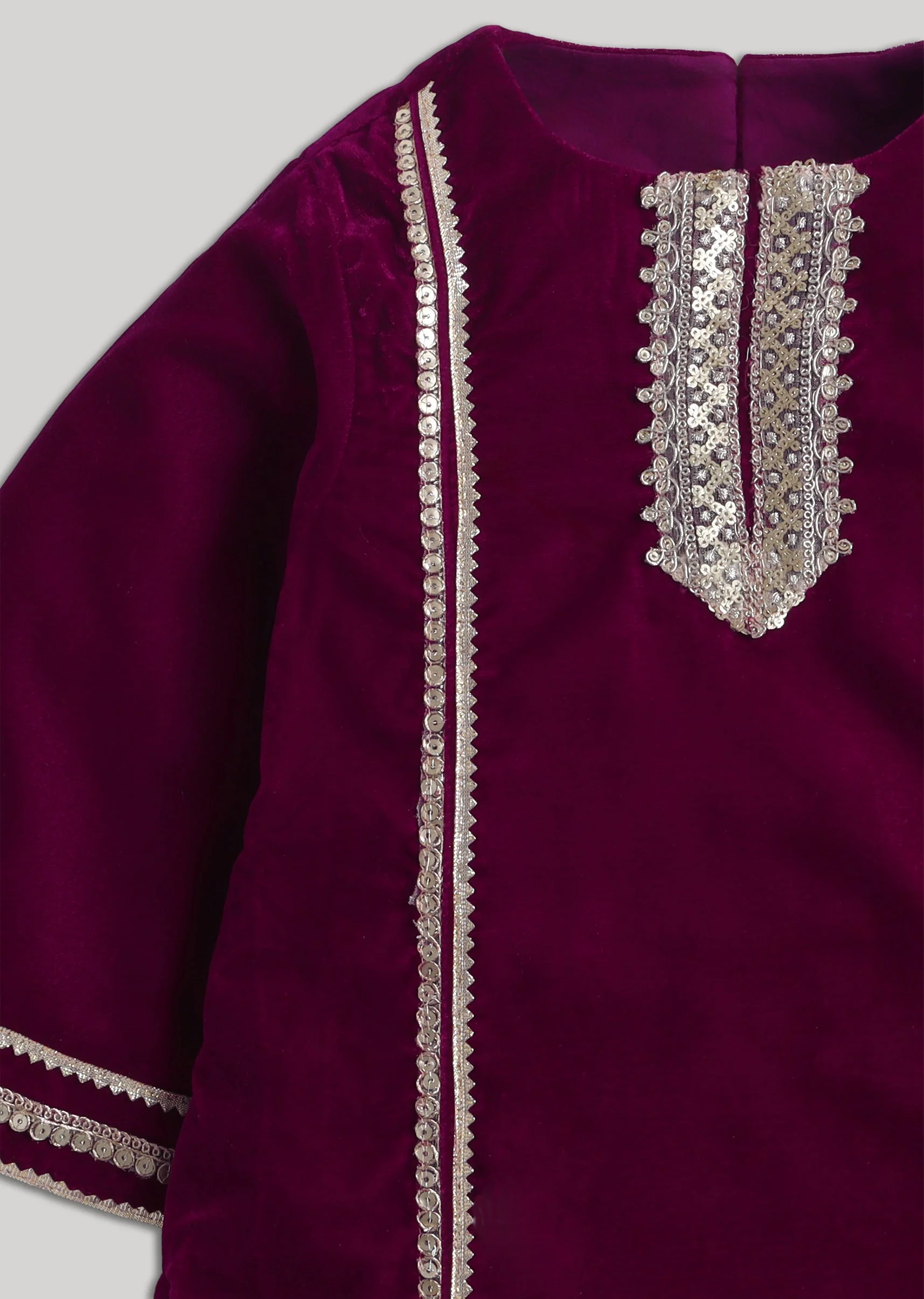 Maroon Velvet Kurta Set - Image 4