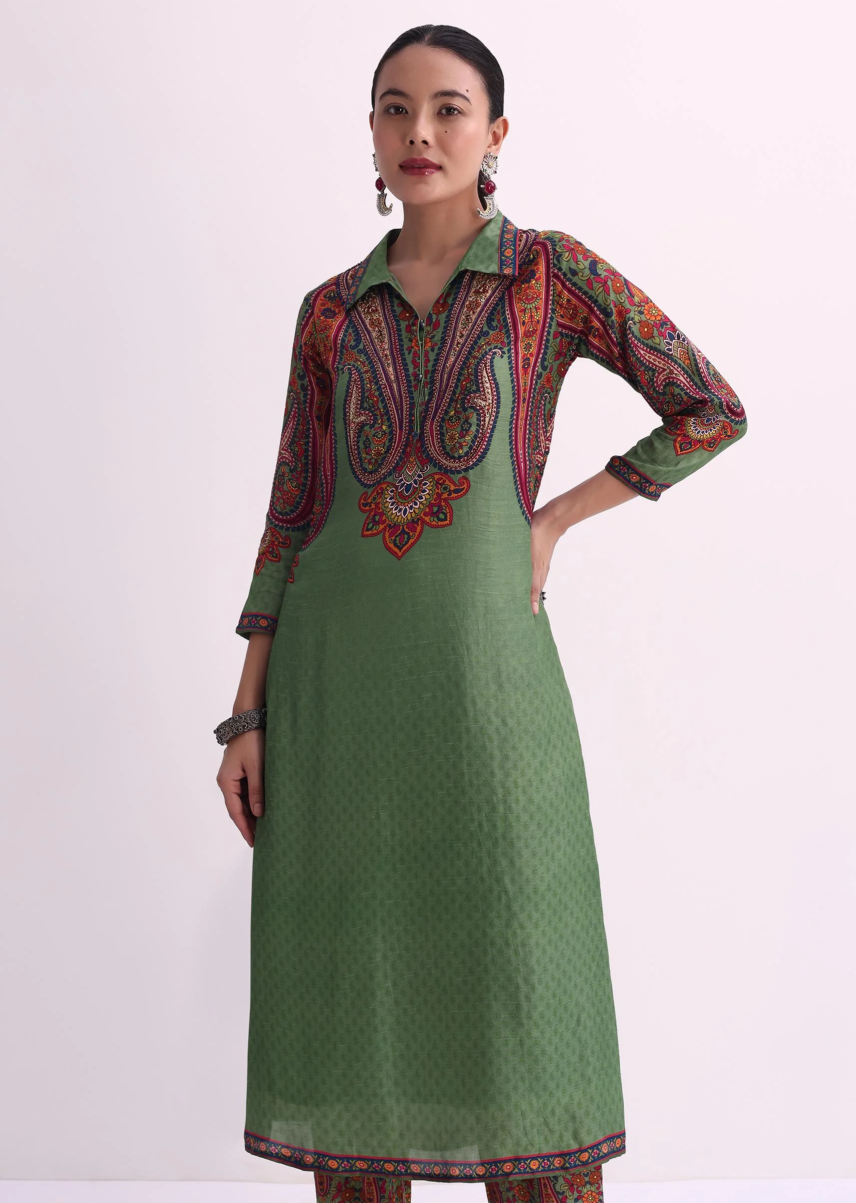 Mehendi Green Sequin Embroidered Silk Kurta With Printed Pant Set - Image 4