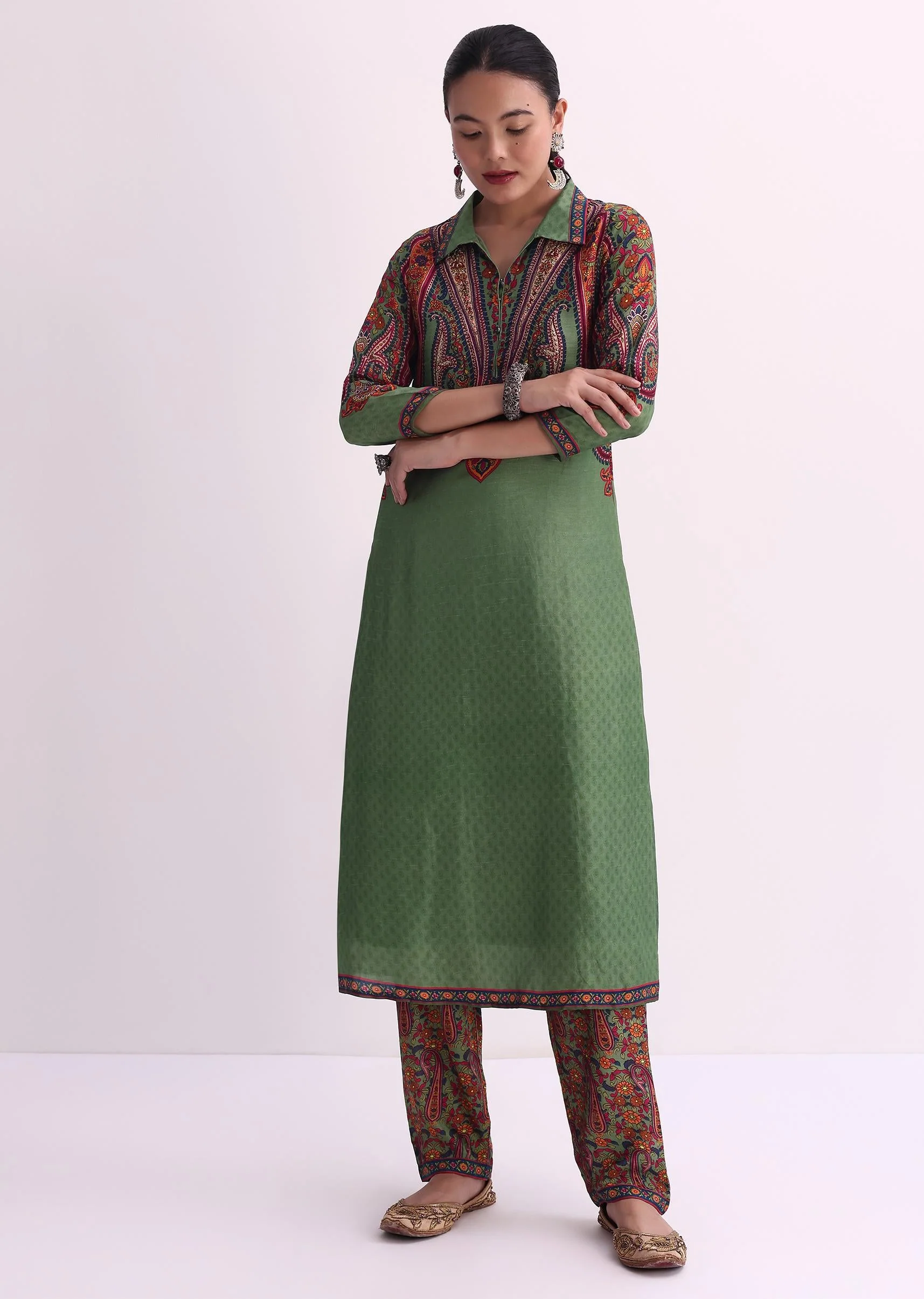 Mehendi Green Sequin Embroidered Silk Kurta With Printed Pant Set - Image 5
