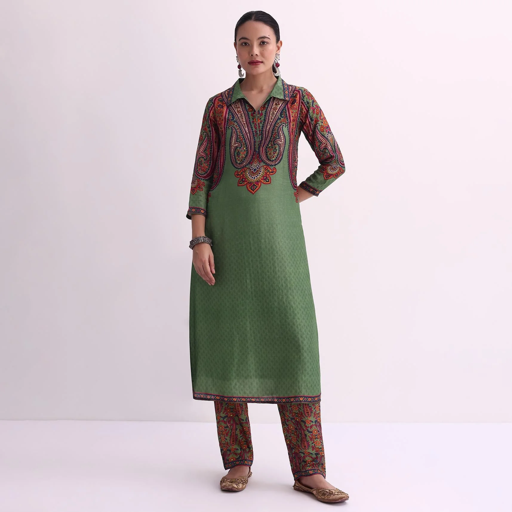 Mehendi Green Sequin Embroidered Silk Kurta With Printed Pant Set - Image 7
