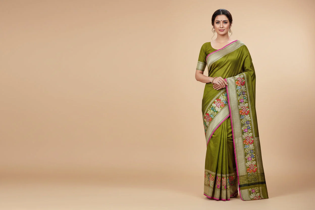 Mehendi Grounded Handloom Saree