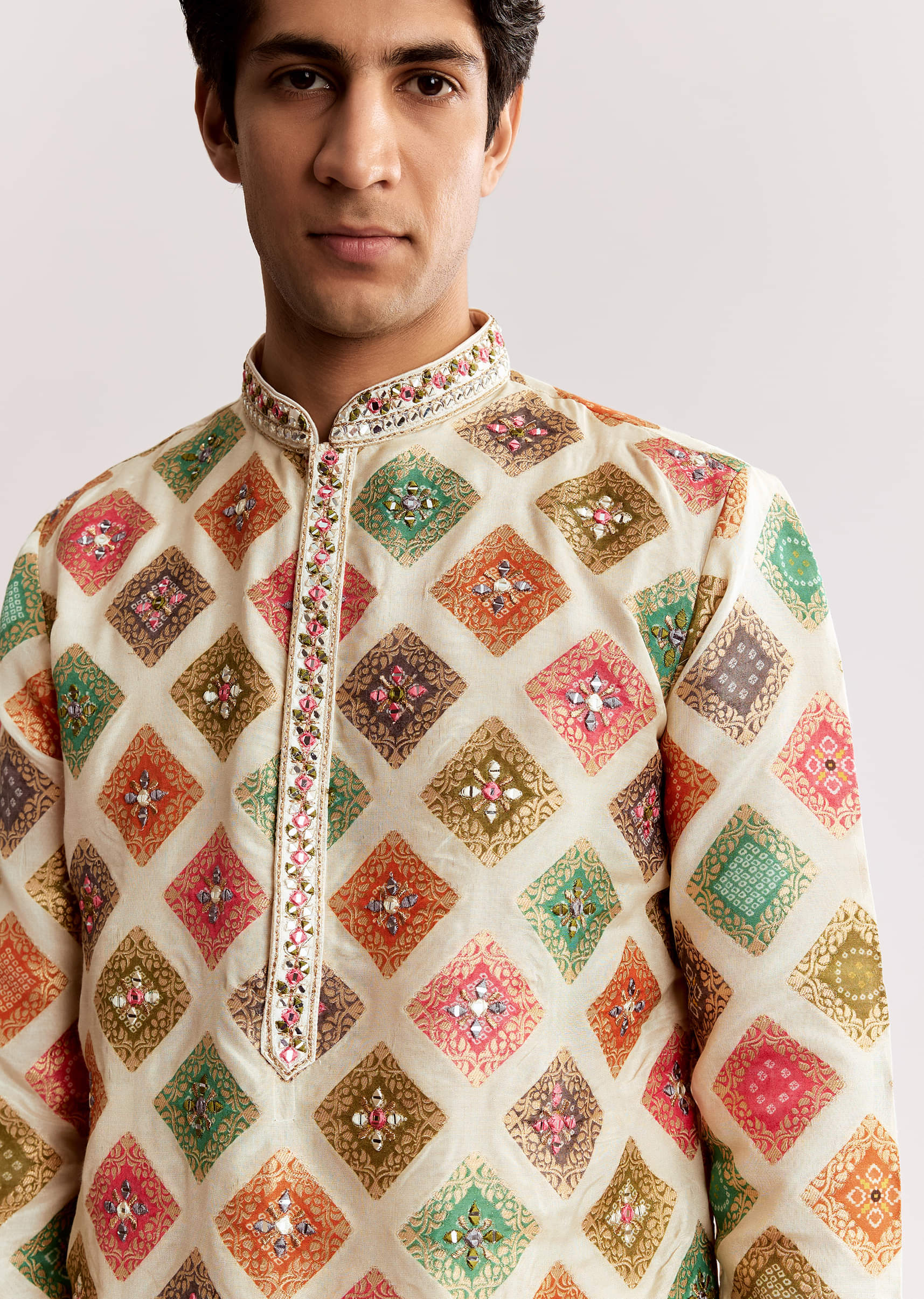 Multi Silk Kurta Set With Geometric Print - Image 2