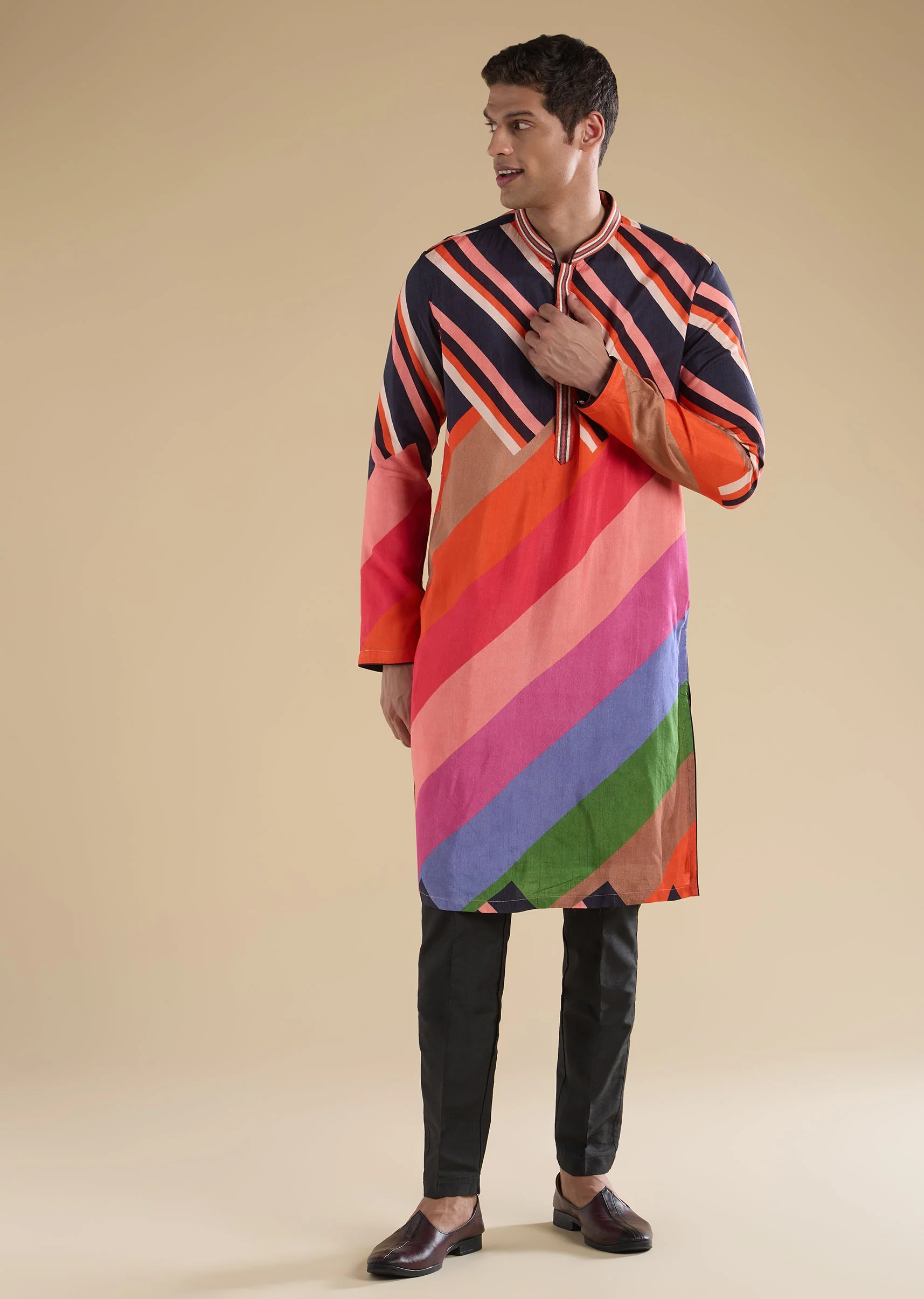 Multicolour Printed Kurta And Pant Set - Image 3