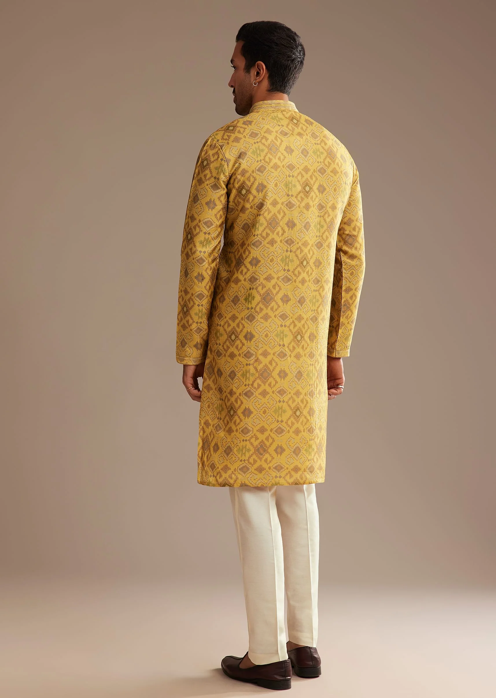 Mustard Yellow Kurta Set with Geometric Print - Image 5