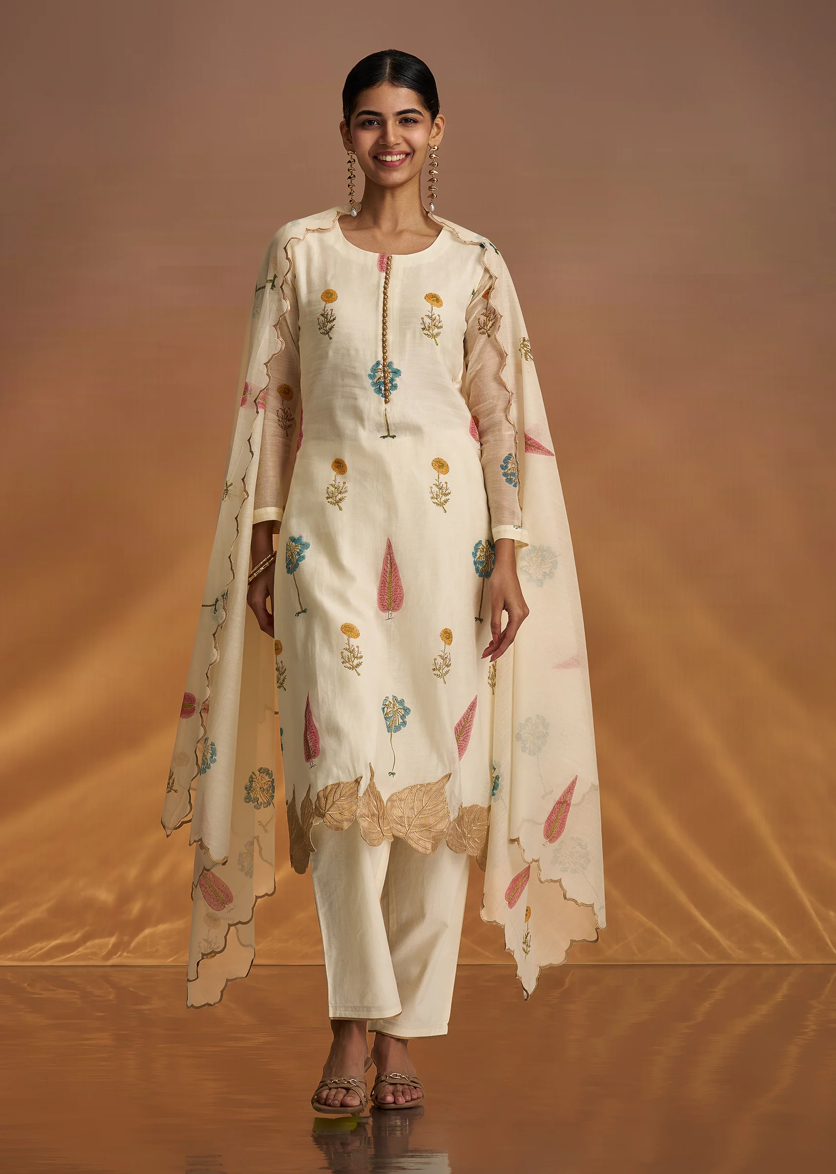 Off White Block Print Kurta And Dupatta Set In Mull Chanderi - Image 7