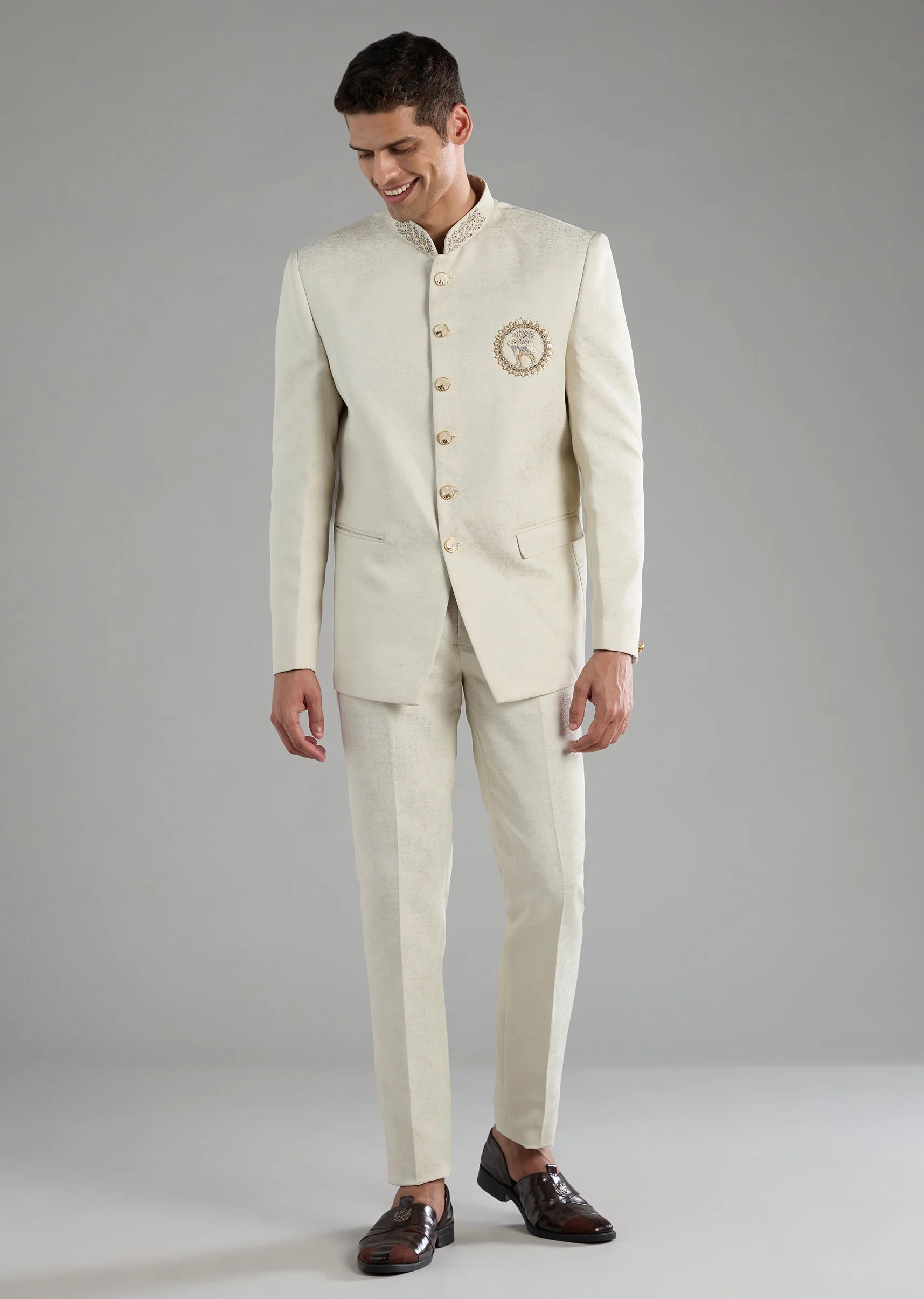 Off White Embroidered Jodhpuri and Pant Set - Image 4