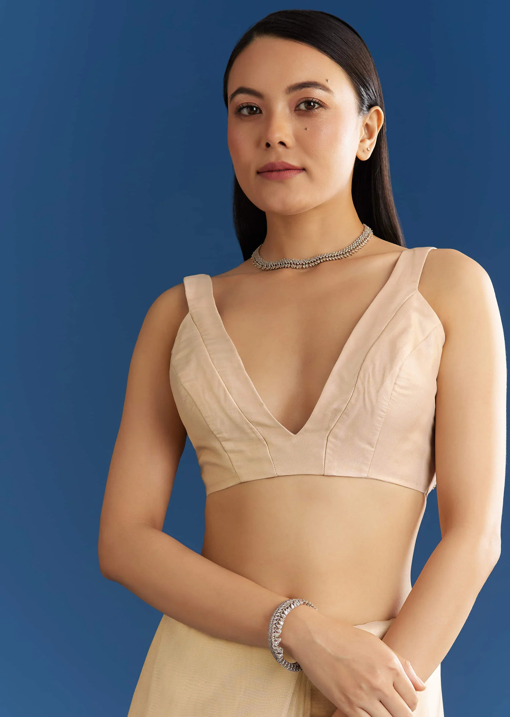 Off White Organza Tissue Saree With Beaded Scallop Border - Image 7