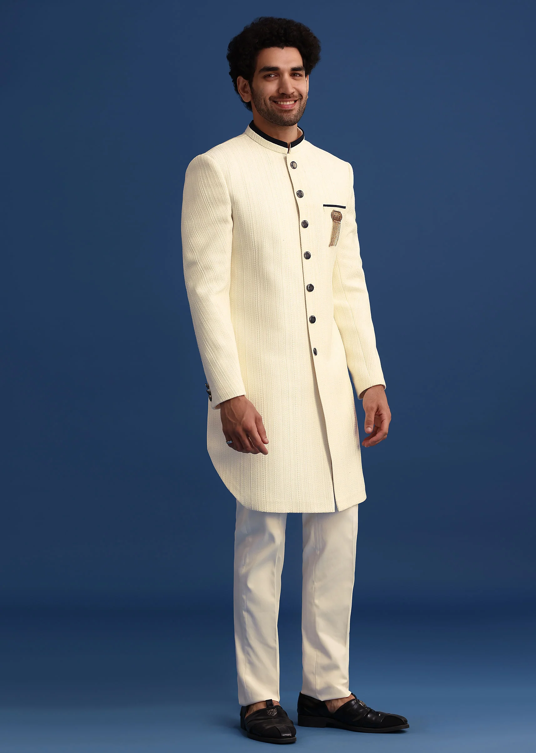 Off White Silk Blend Jodhpuri Set with Textured Detail - Image 3