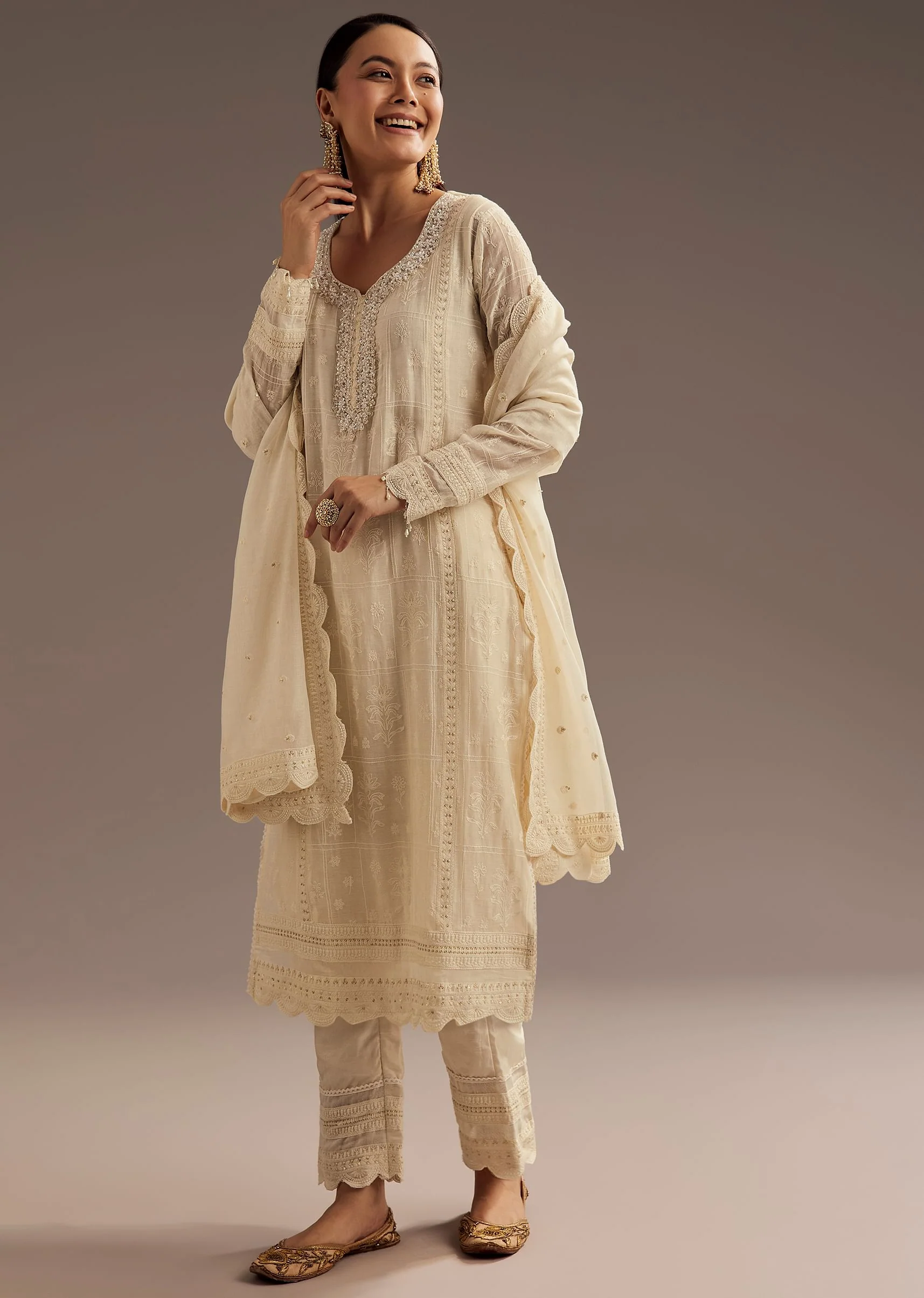 Off White Thread Motiwork Chanderi Kurta Dupatta Set - Image 4