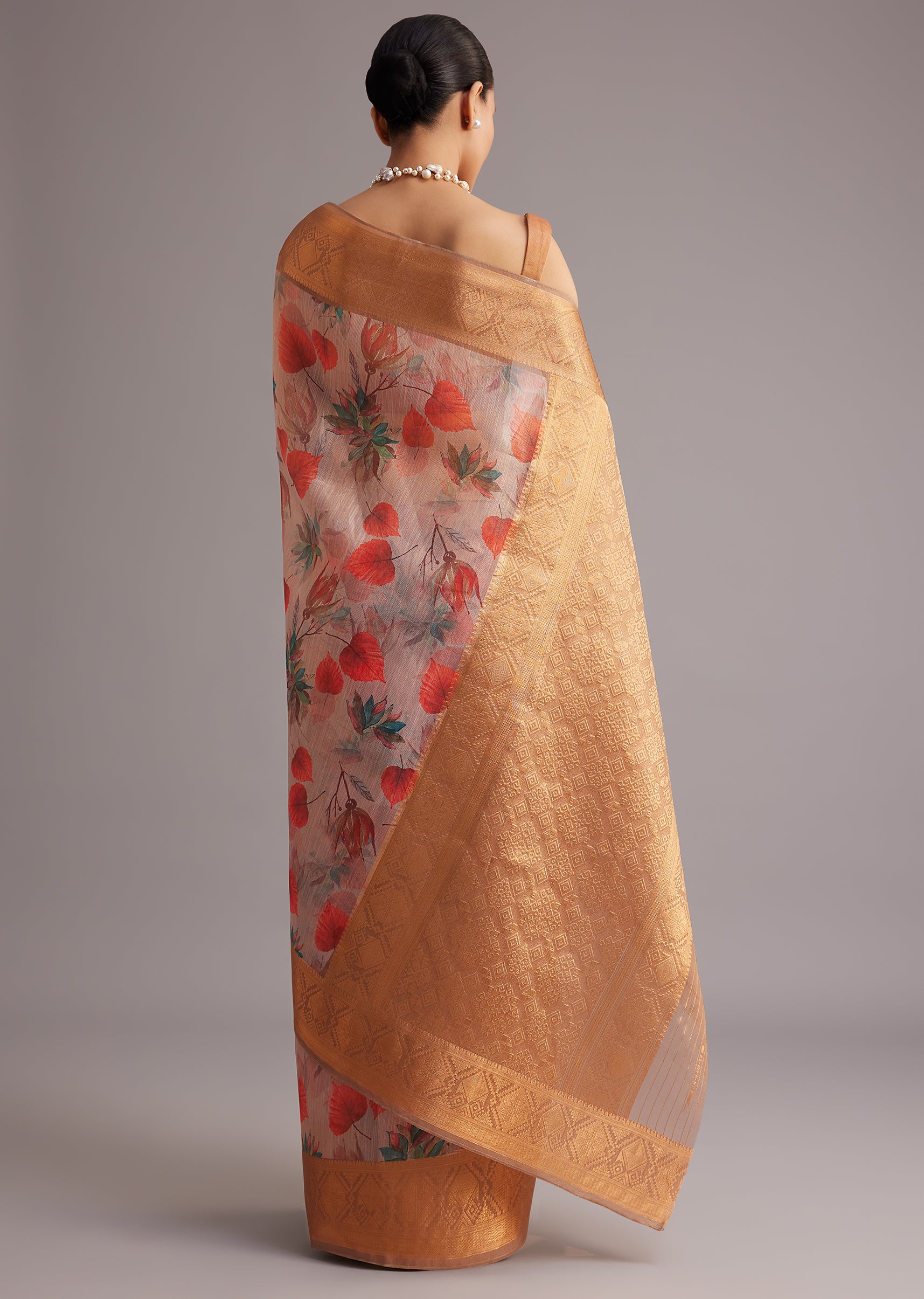 Onion Pink Tissue Silk Printed Saree With Zari Woven Contrast Border And Pallu - Image 4