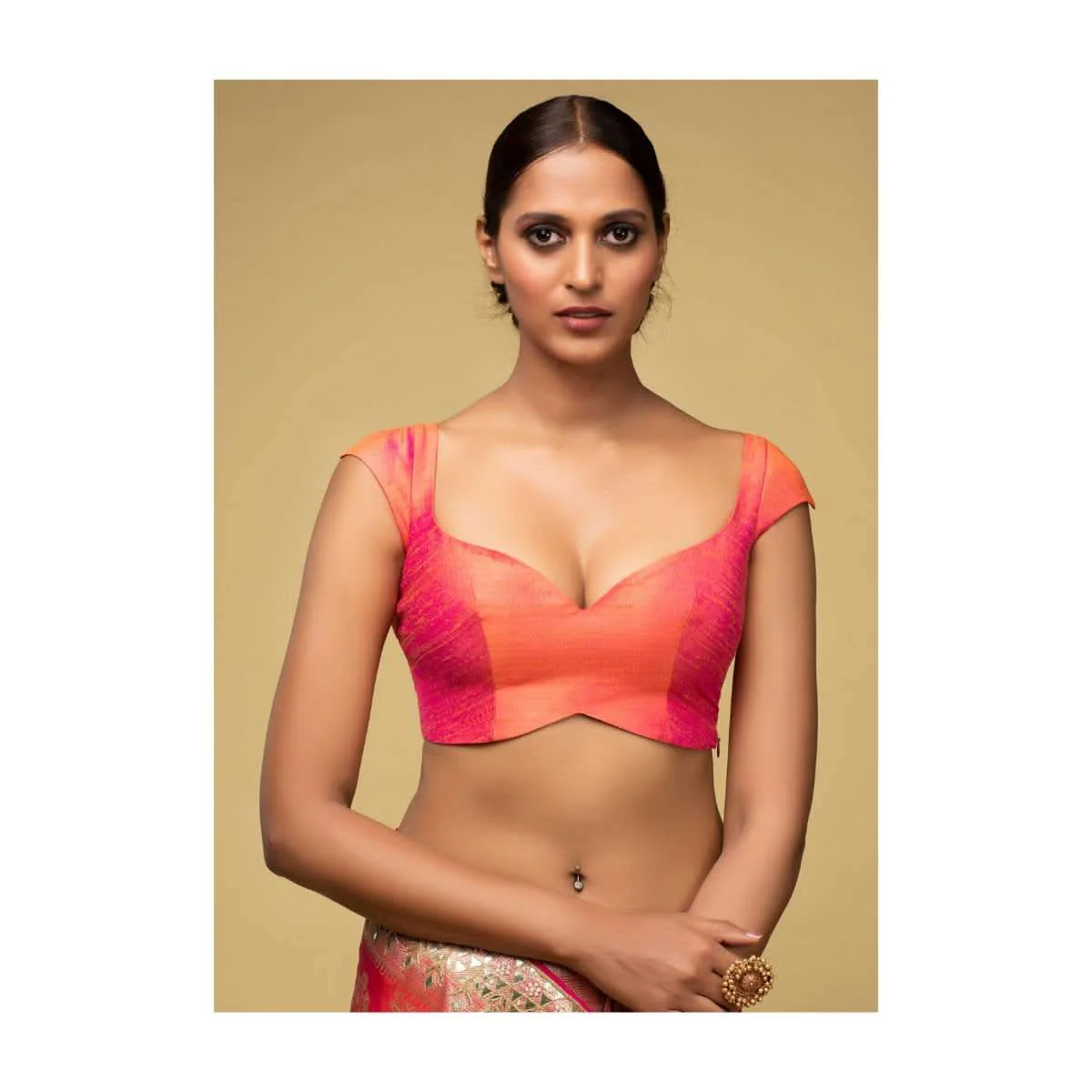 Orange And Pink Two Toned Blouse In Raw Silk With Sweetheart Neckline And Curved Hem Online - Kalki Fashion - Image 2