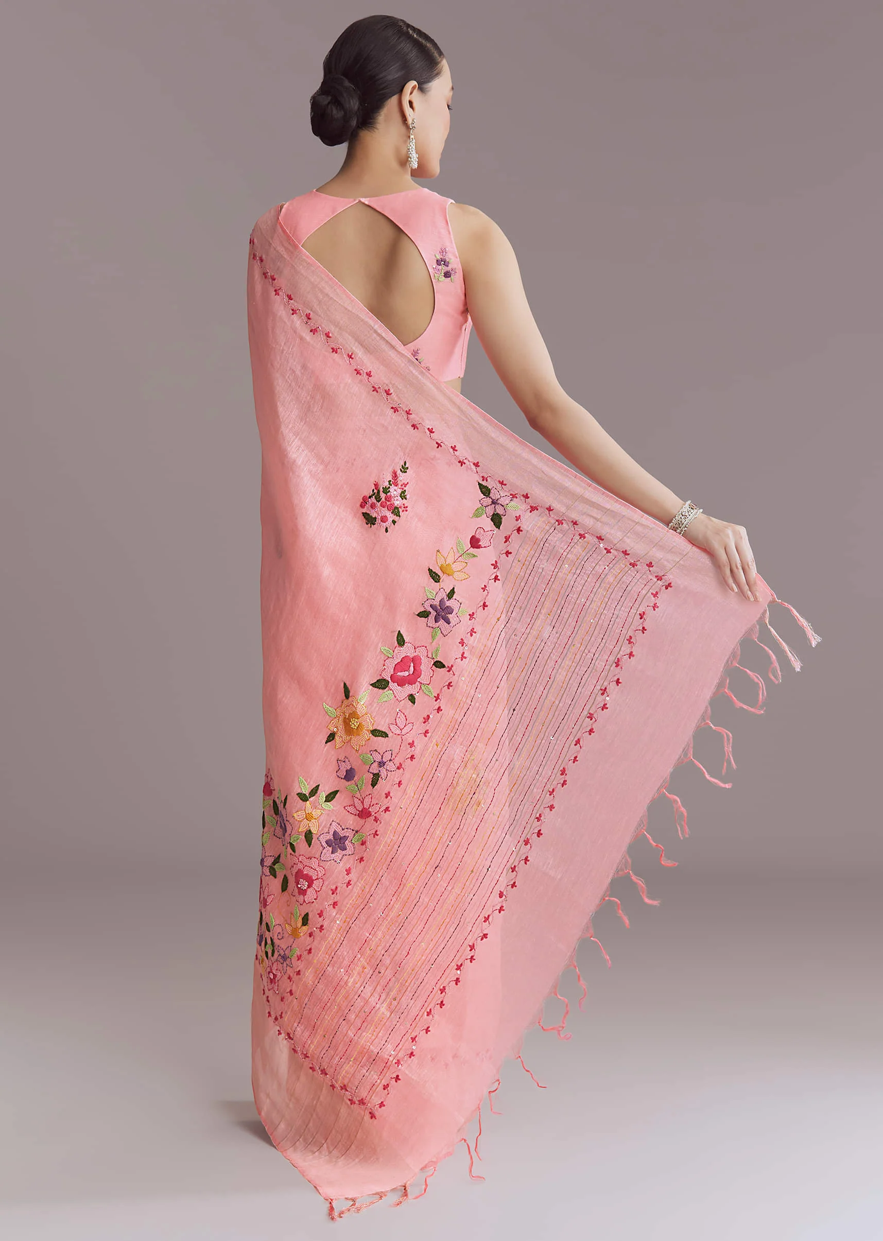 Peach Linen Handwoven Saree With Resham Embroidery - Image 4