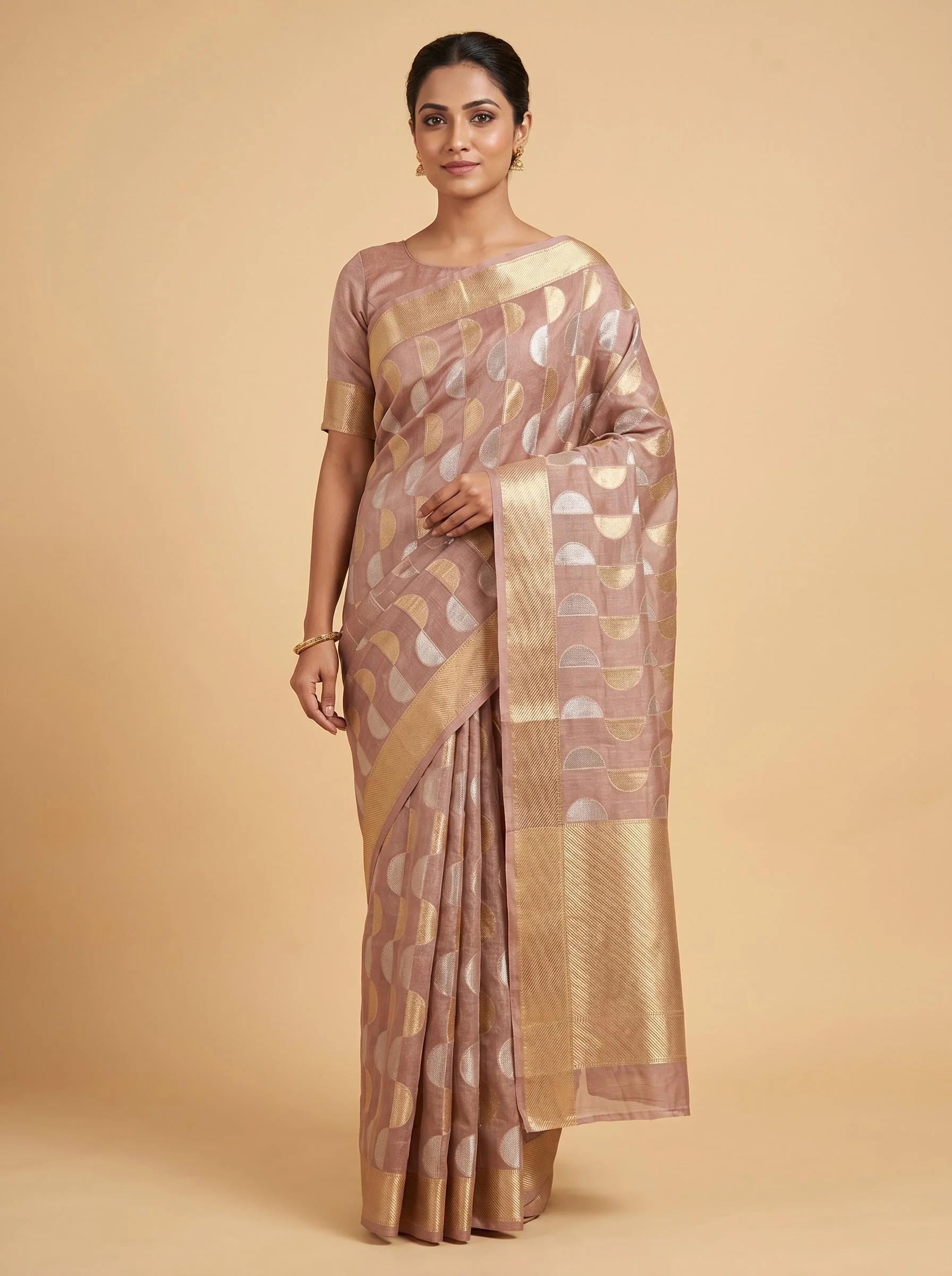 Peach Luminous Sheen Handloom Saree