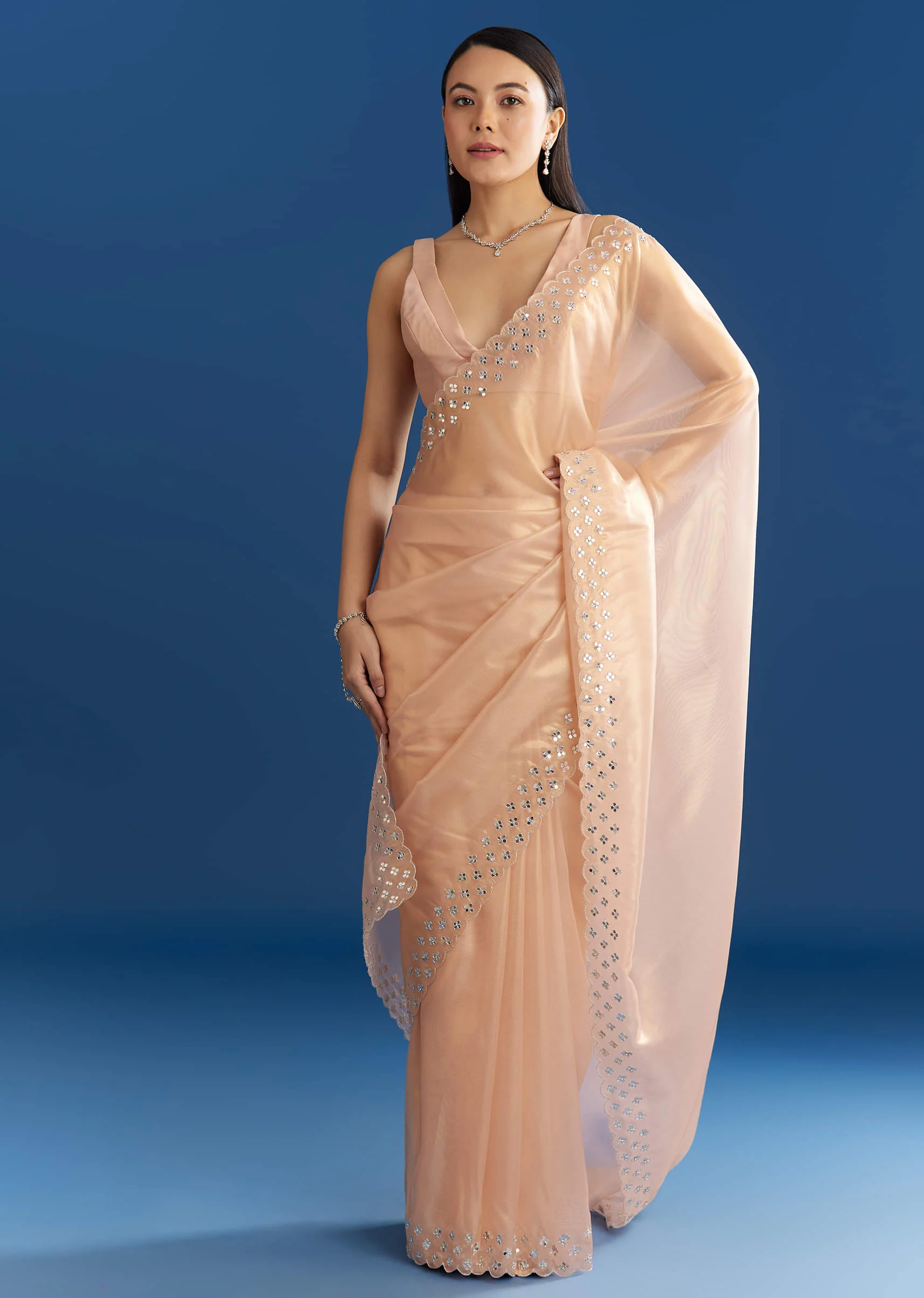 Peach Organza Tissue Saree With Cutdana Embellished Border - Image 3
