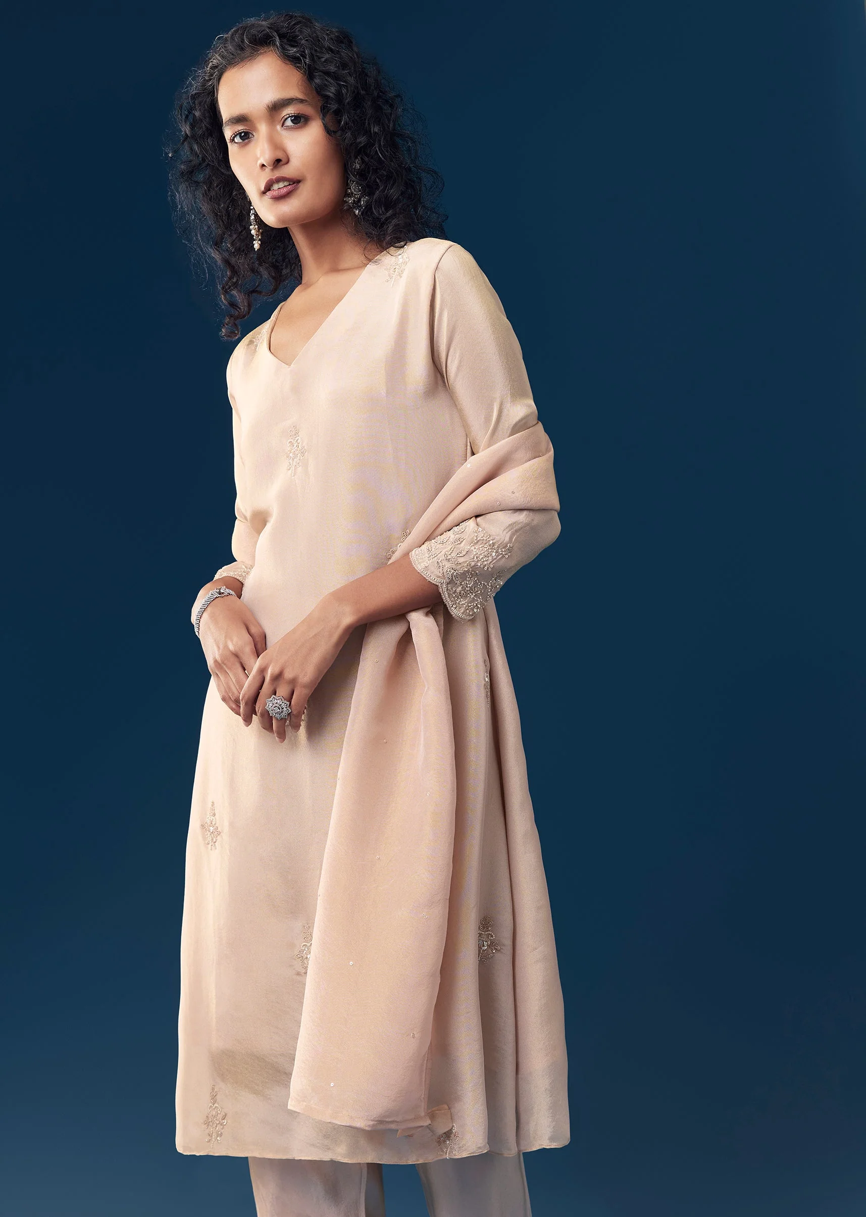 Peach Tissue Kurta Set With Sequin Embroidery - Image 4