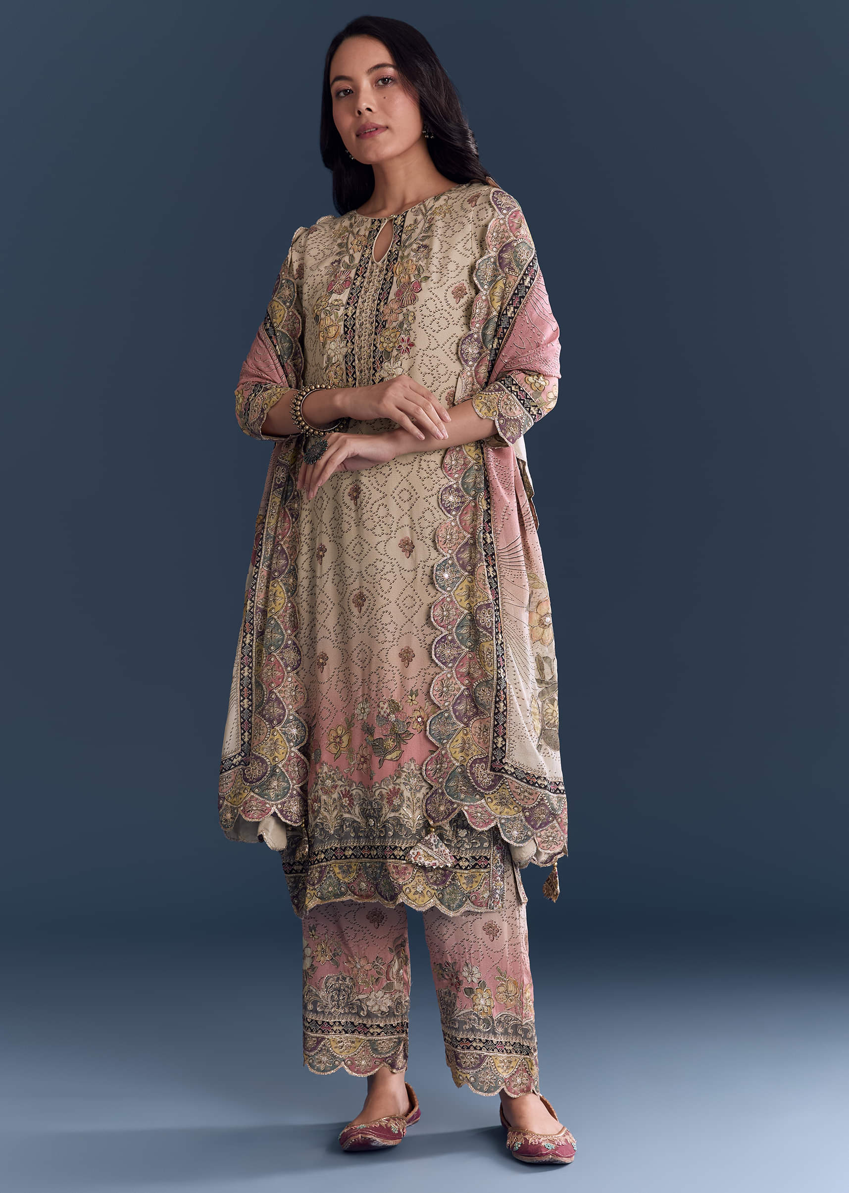 Pink Beige Ombre Crepe Kurta Set With Floral Print - Image 3