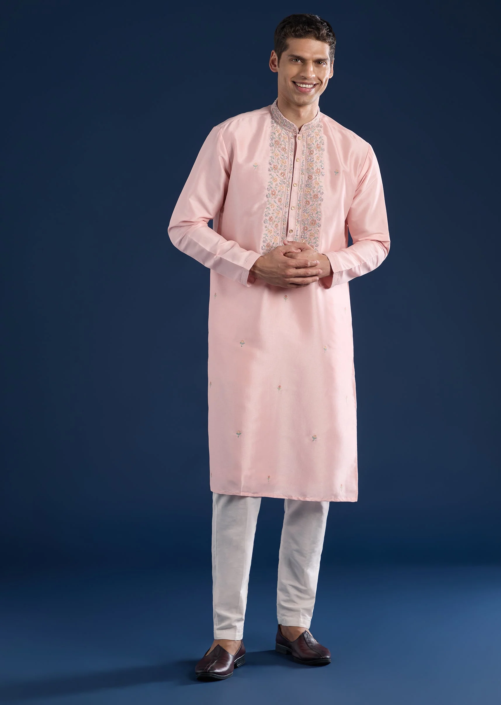 Pink Detailed Embroidered Kurta Set - Image 4