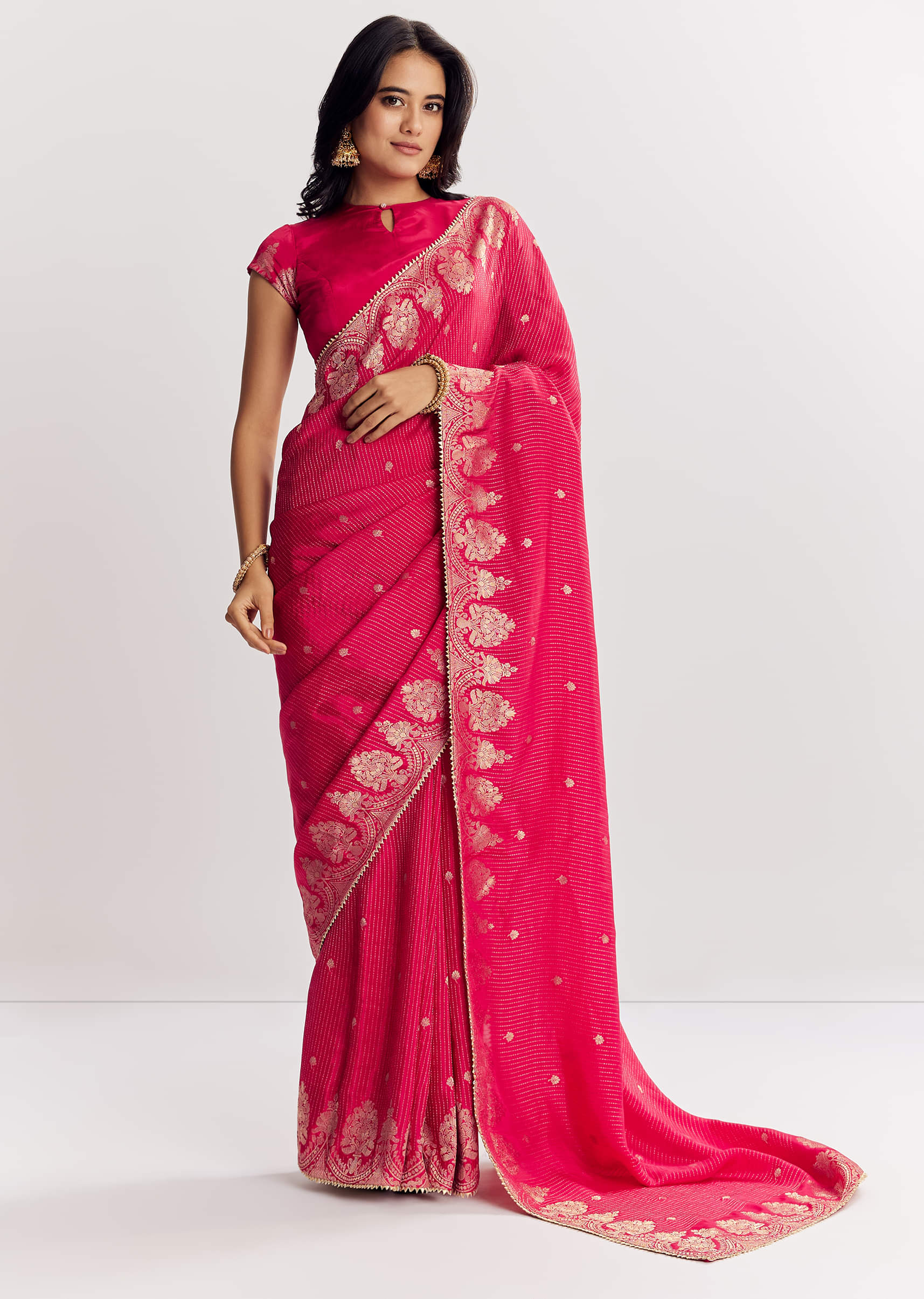 Pink Georgette Lurex Saree With Brocade Butti And Gota Patti Border - Image 3