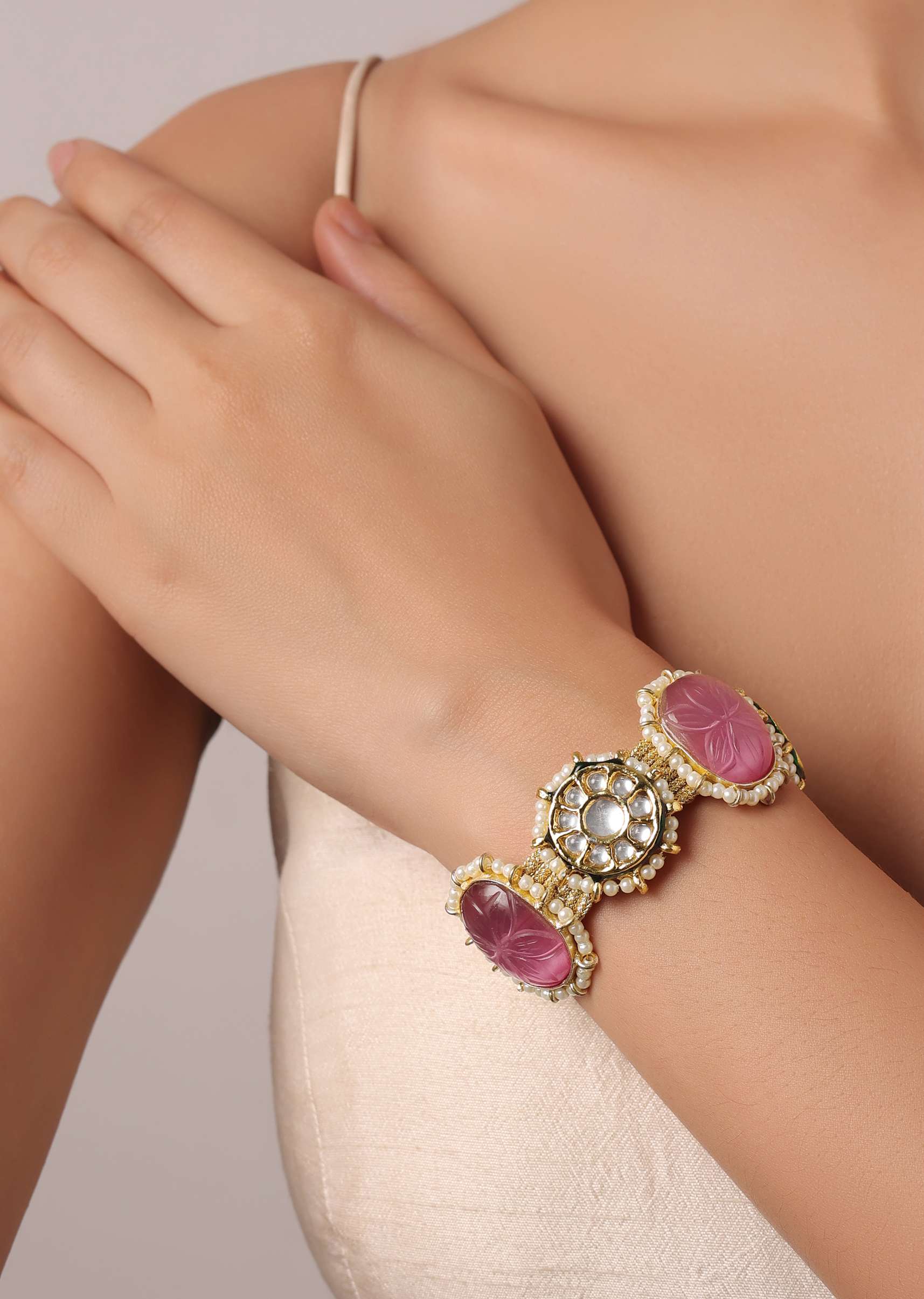 Pink Kundan Studded Bracelet With Carved Stones - Image 2