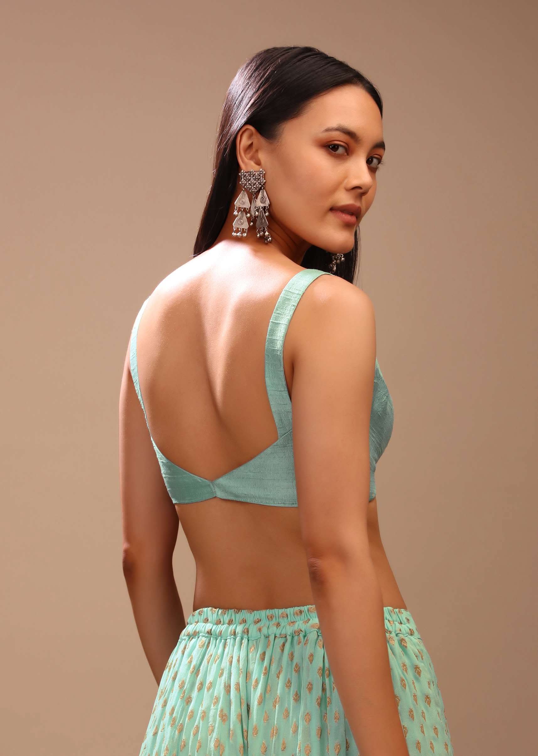 Pool Blue Sleeveless Blouse In Raw Silk With Plunging Sweetheart Neckline And Curved Hem - Image 2