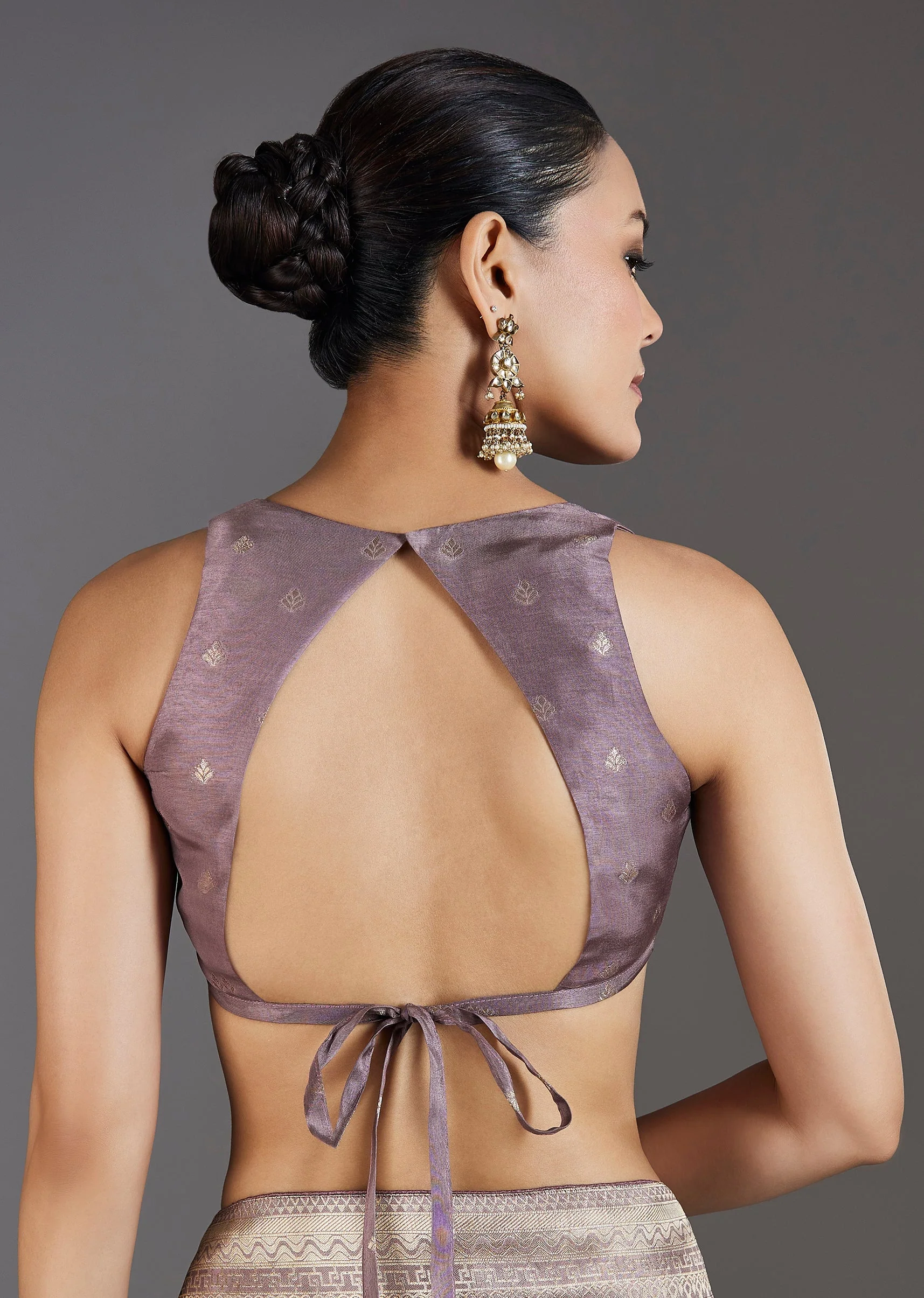 Purple Dola Silk Zari Woven Saree - Image 8