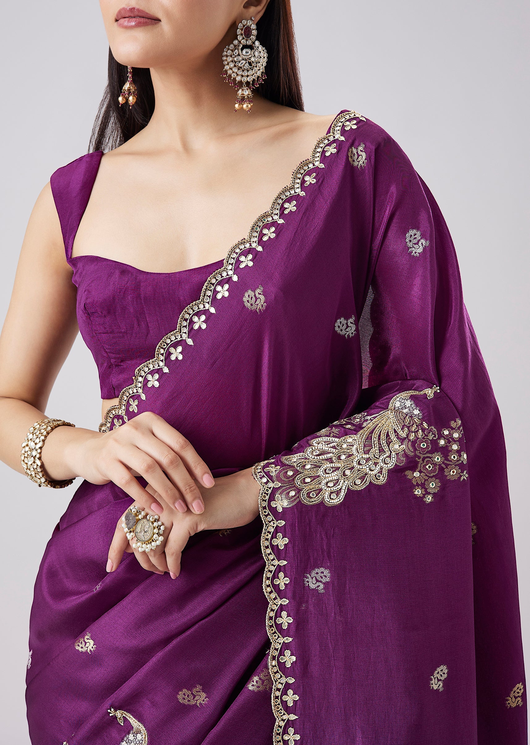 Purple Embroidered Motif Saree With Unstitched Blouse - Image 2