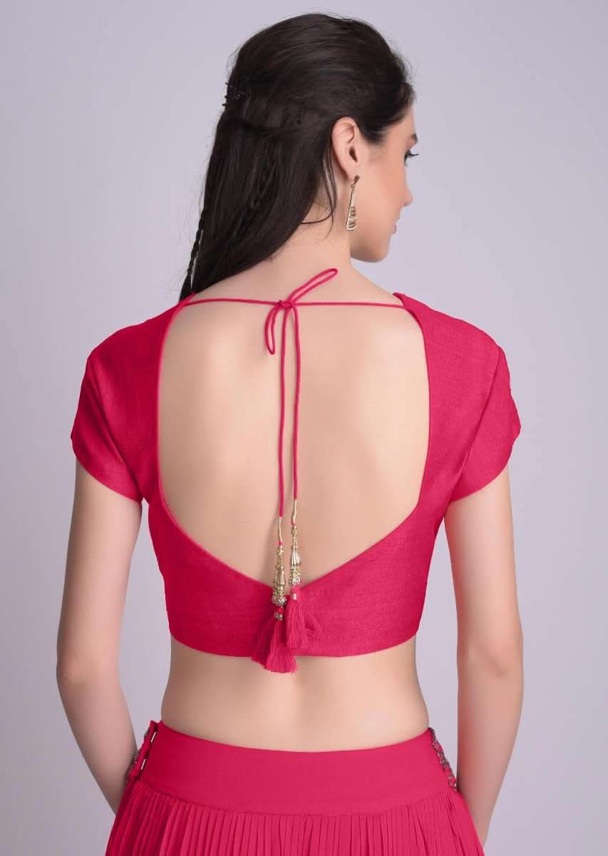 Rani Pink Blouse With Deep Sweet Heart Neck And Cap Sleeves - Image 2