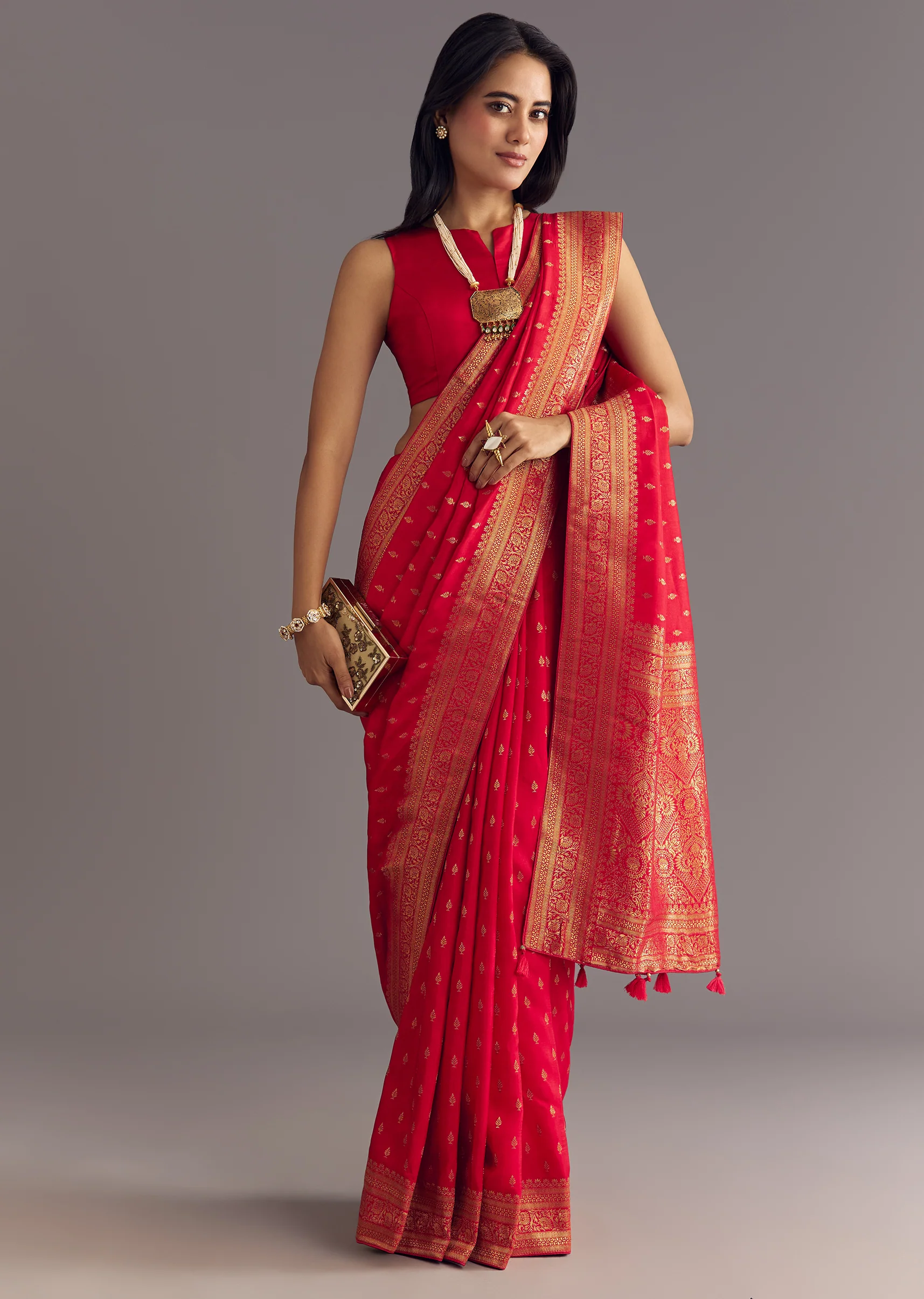 Red Dola Silk Butti Work Saree With Zari Border - Image 3