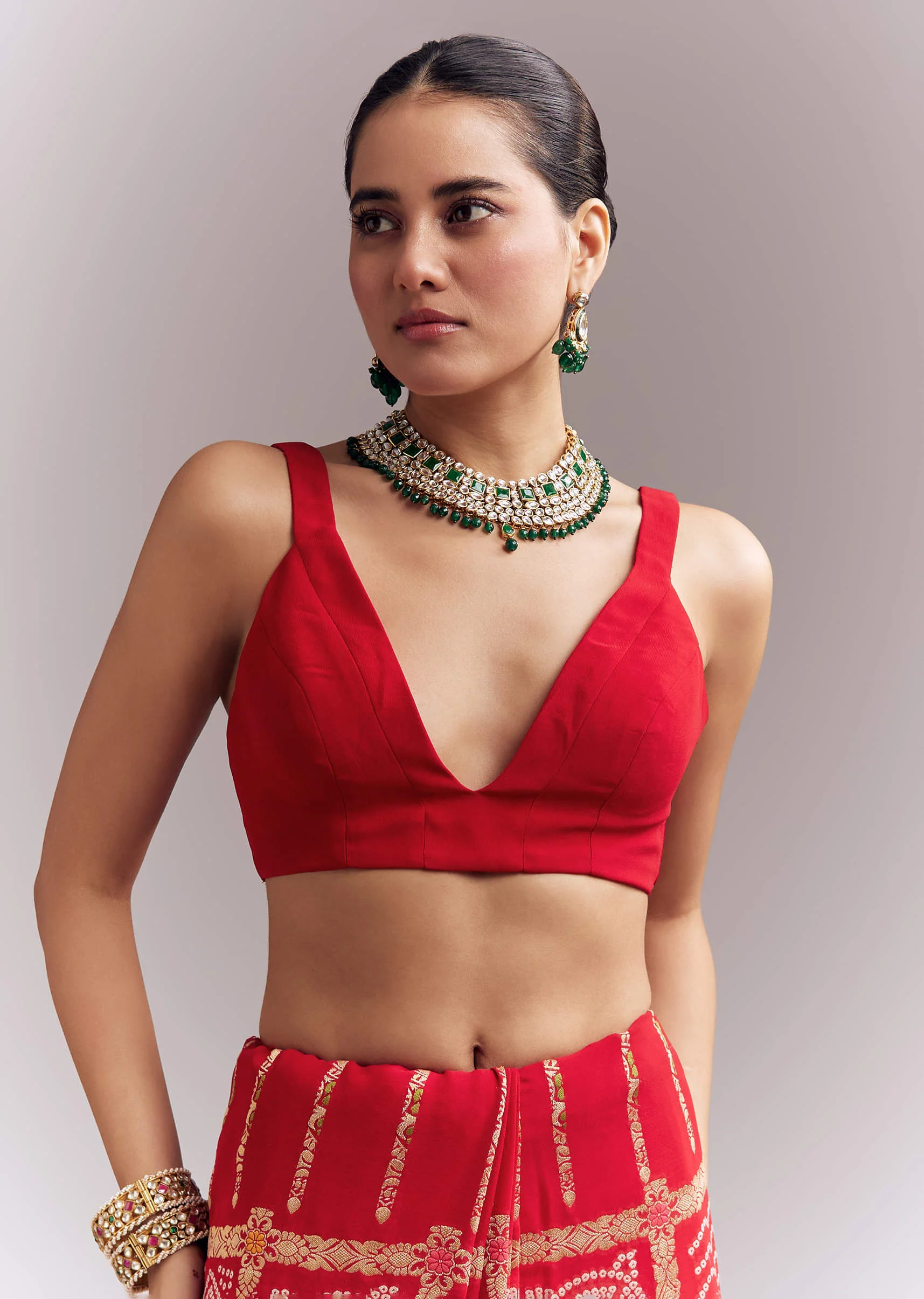 Red Dola Silk Woven Saree With Bandhani And Floral Work - Image 8