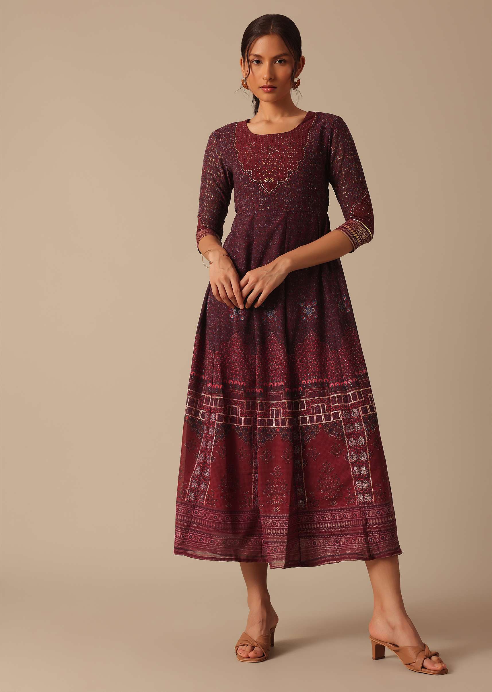 Red Foil Printed Kurta With Sequin Work - Image 5