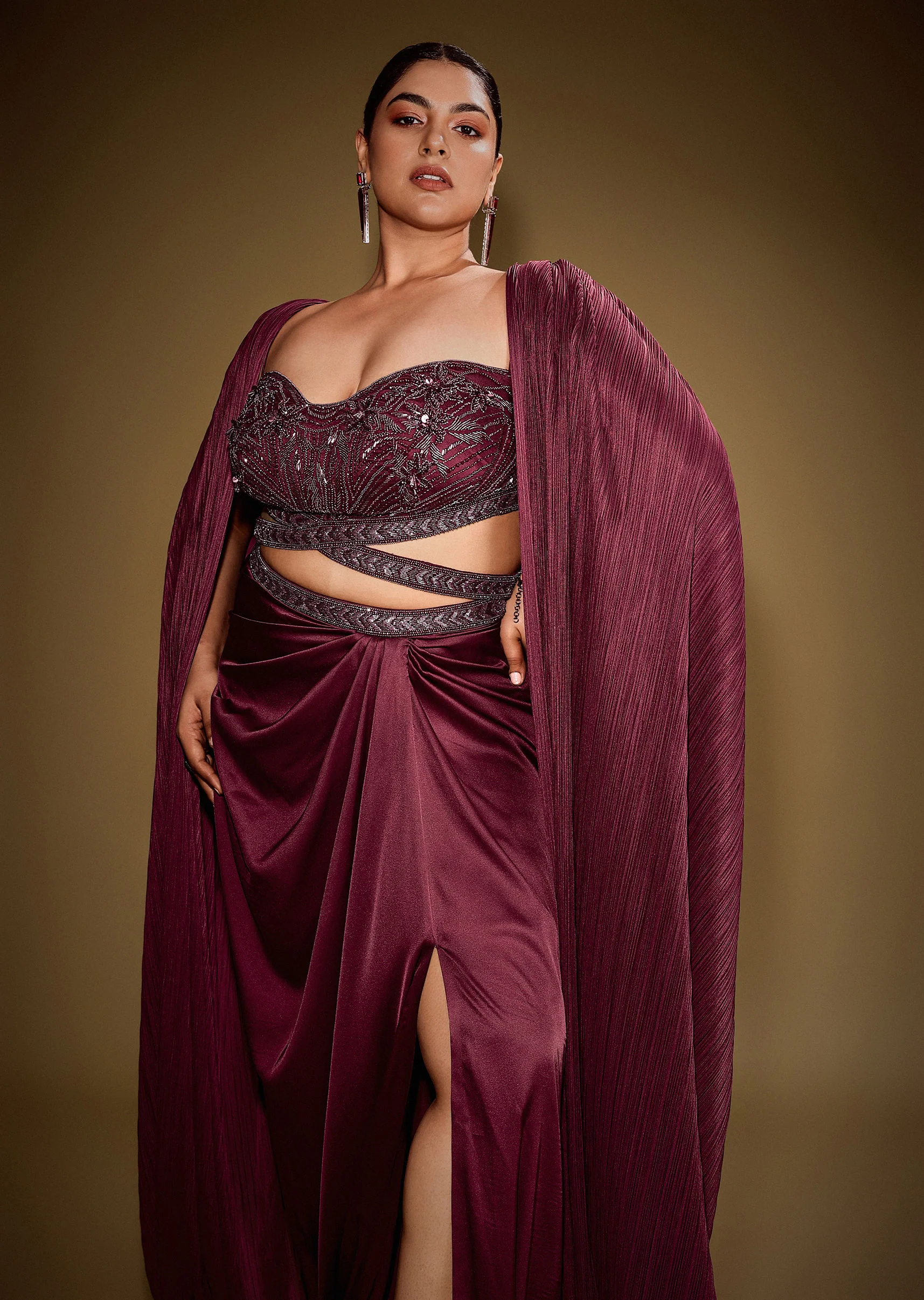 Red Hand Embroidered Blouse With Drape Skirt And Crushed Cape - Image 4