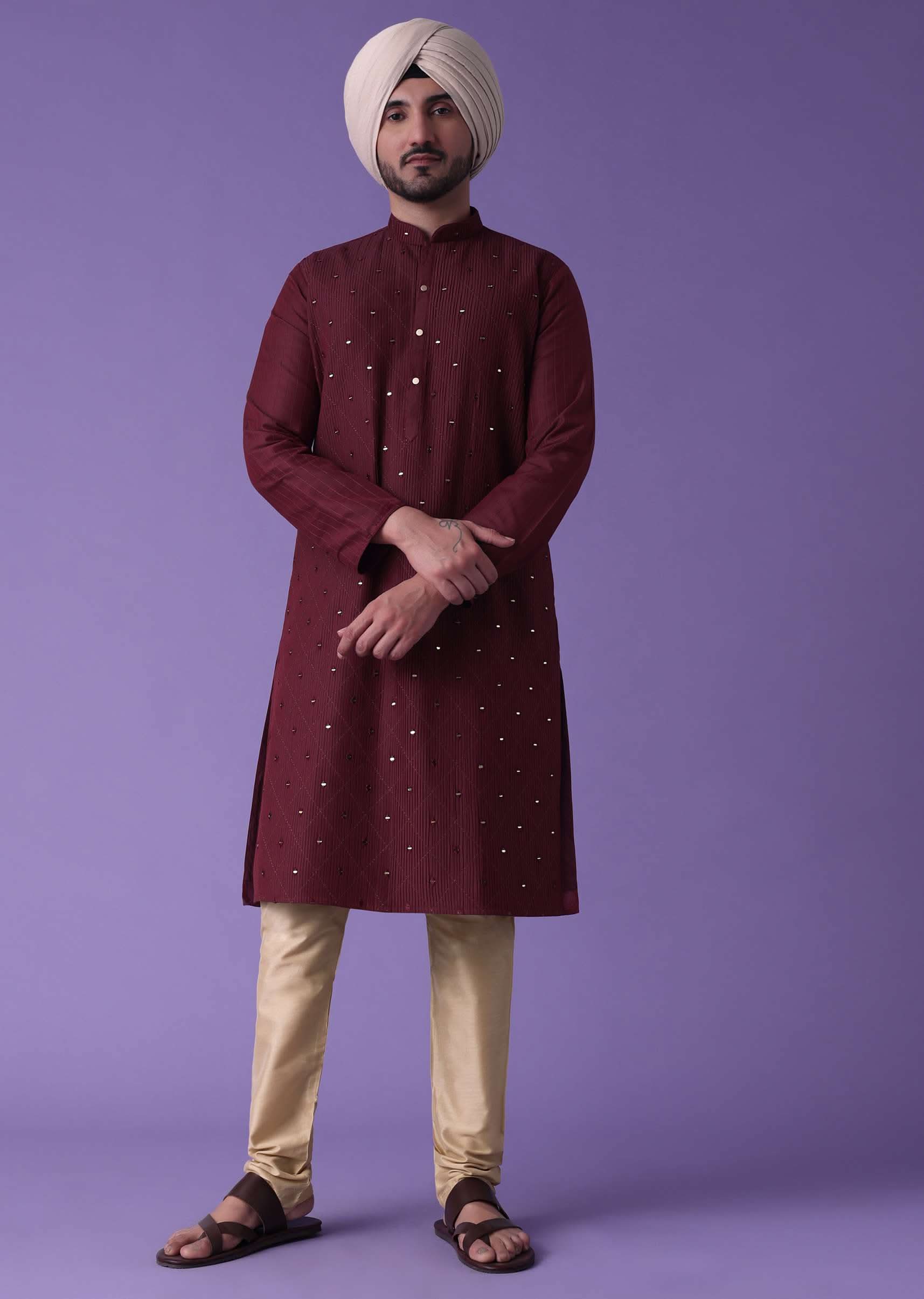 Red Kurta Set In Cotton Silk With Mirror Embroidery - Image 2