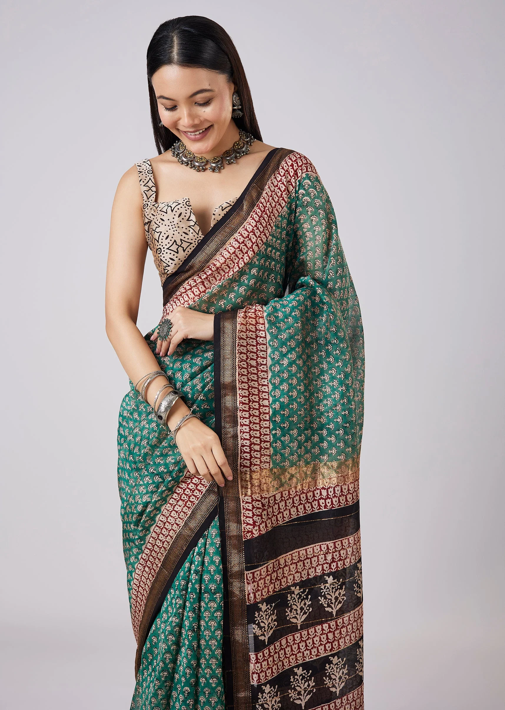 Sea Green Hand Painted Saree with Stitched Blouse - Image 5
