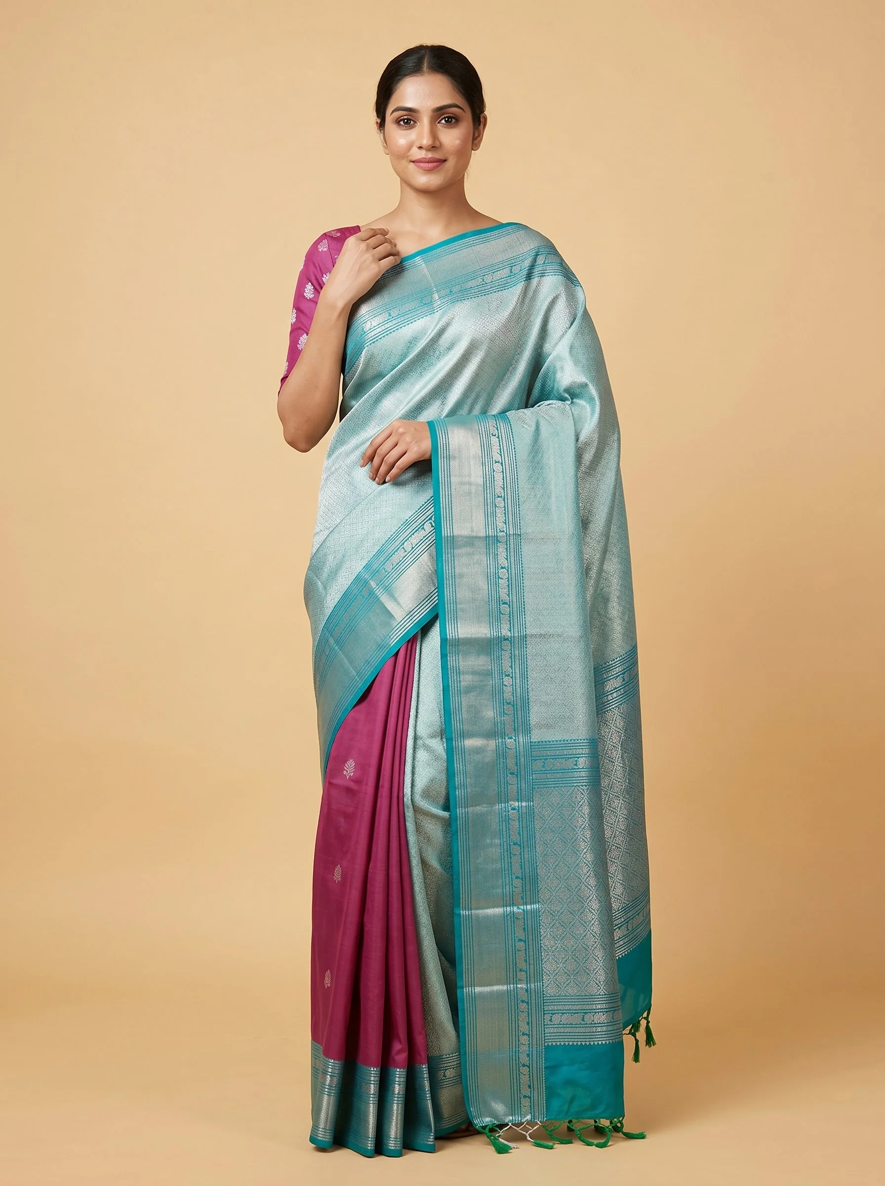 Sea green handloom saree with contrast weave