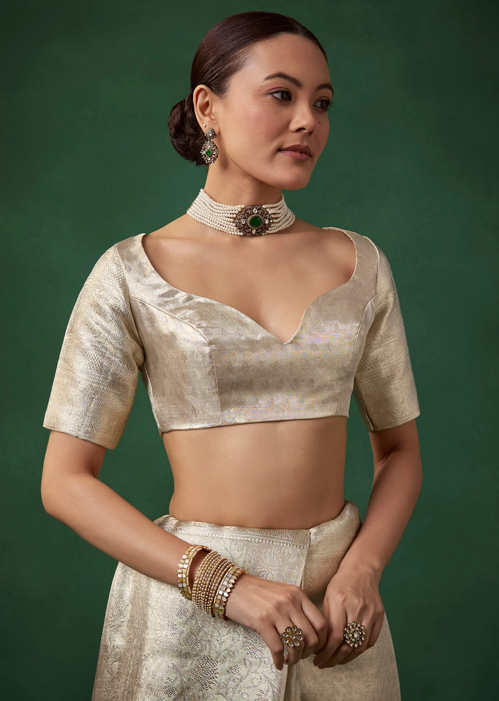 Silver Banarasi Jacquard Weave Saree with Unstitched Blouse - Image 7