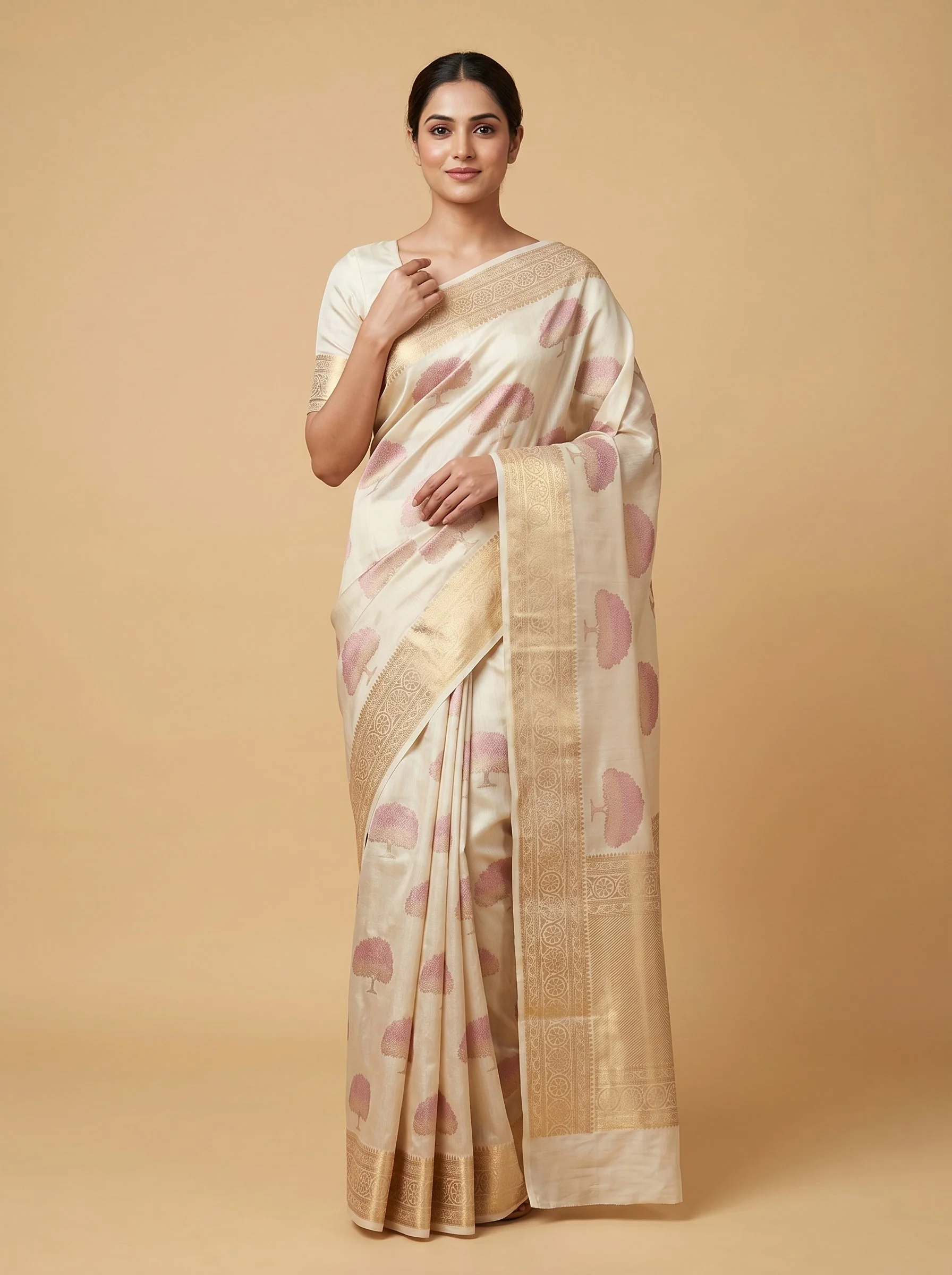 Silver Shimmer Grace Handloom Saree
