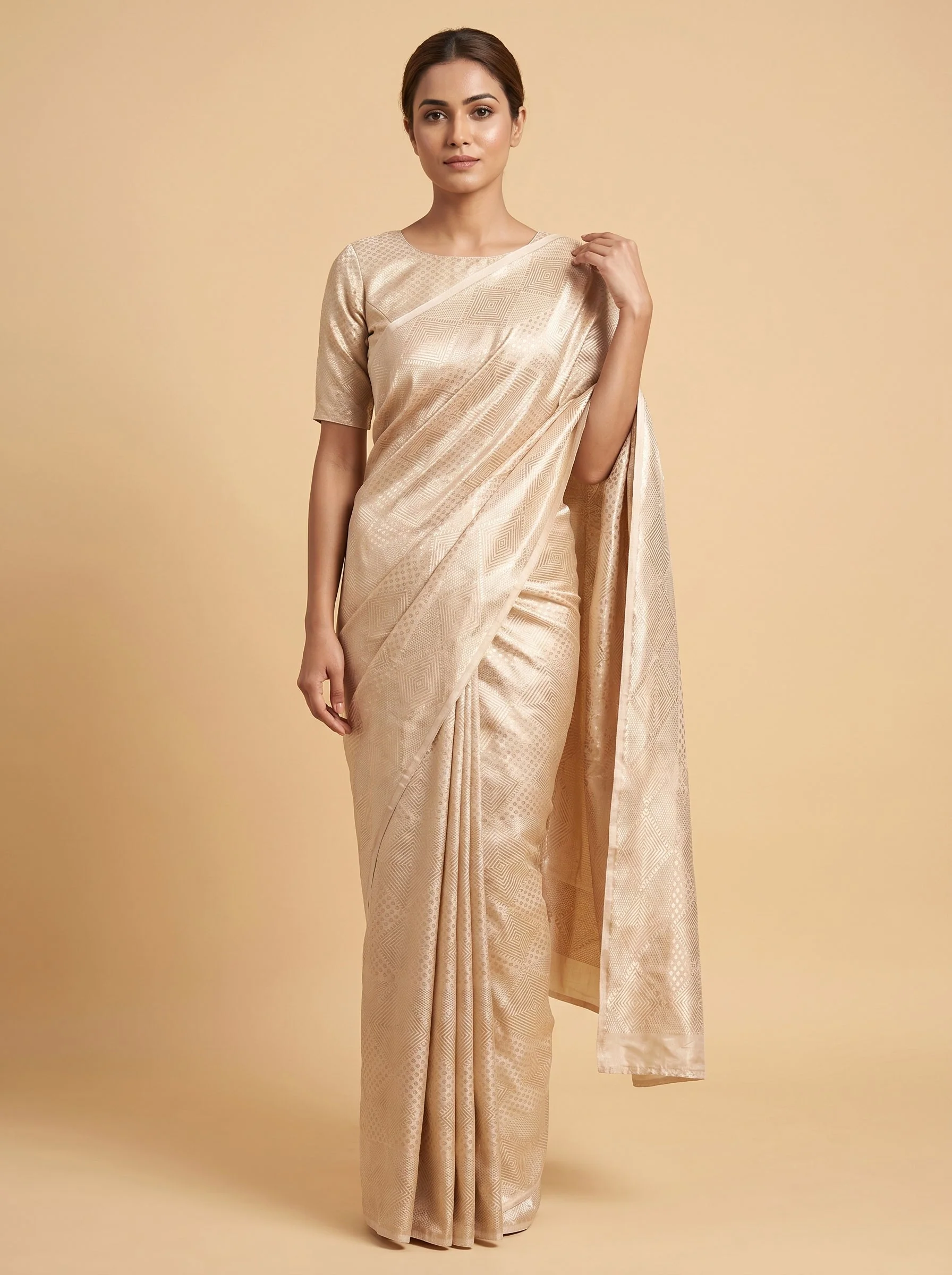 Silver Sleek Weave Handloom Saree