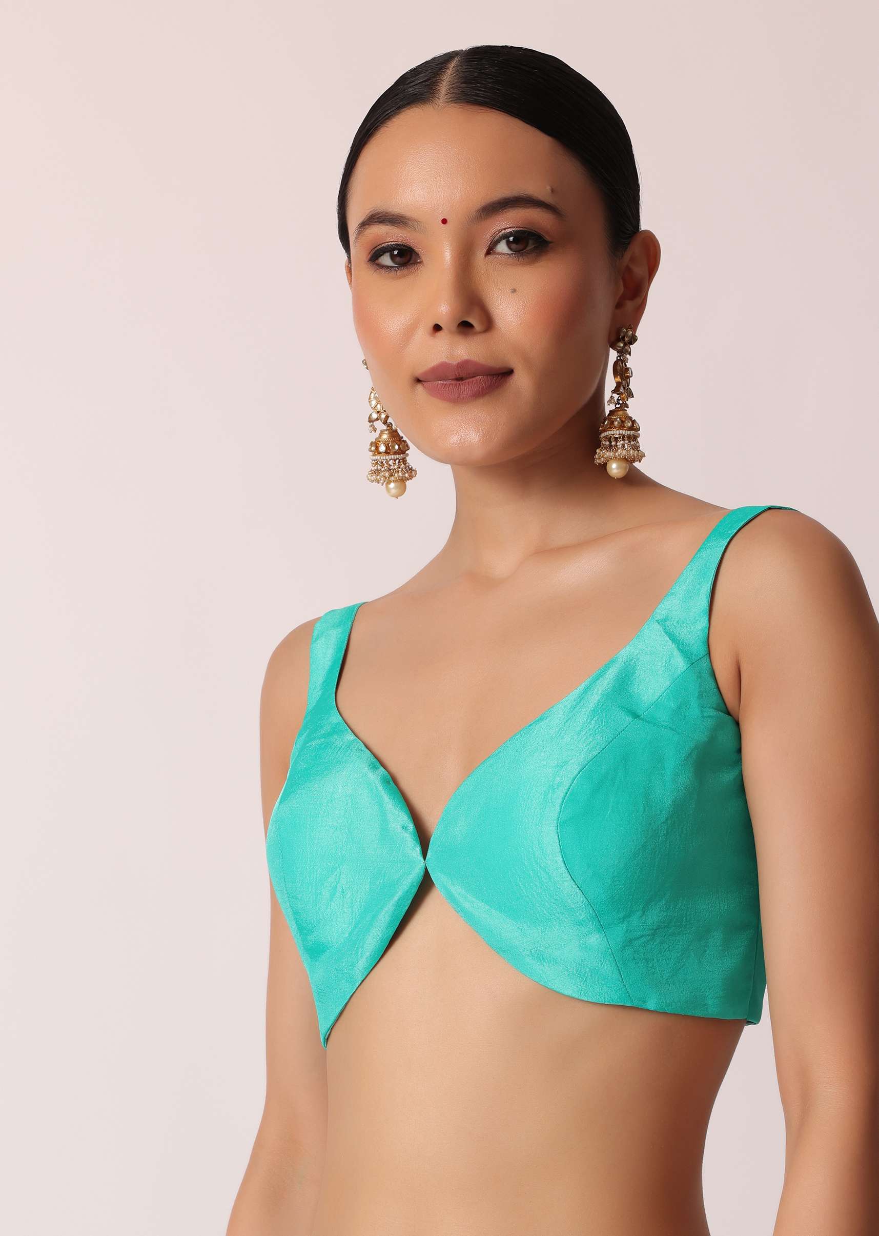 Turquoise Banarasi Saree With Floral Jaal Zari Pallu And Unstitched Blouse Piece - Image 7