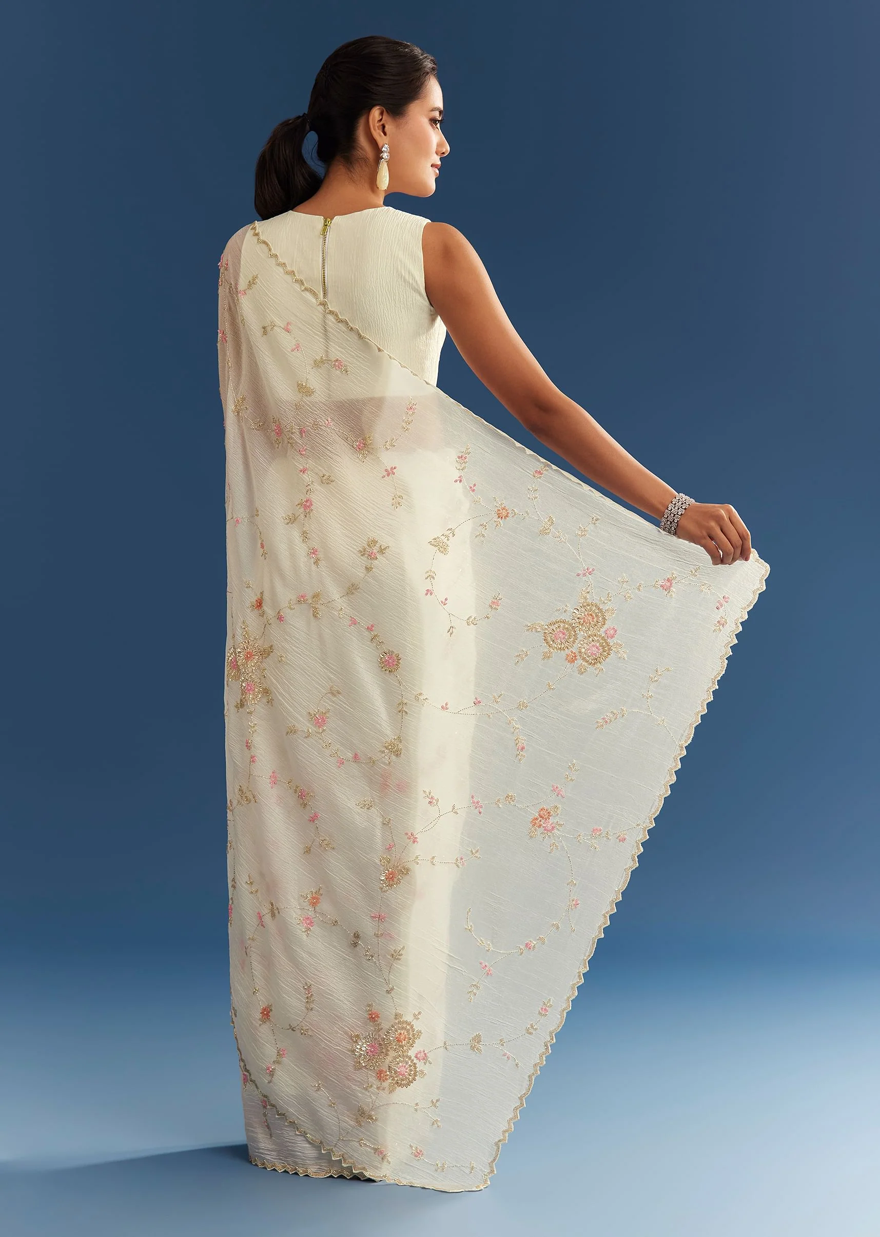 White Crushed Tissue Floral Embroidered Saree - Image 4