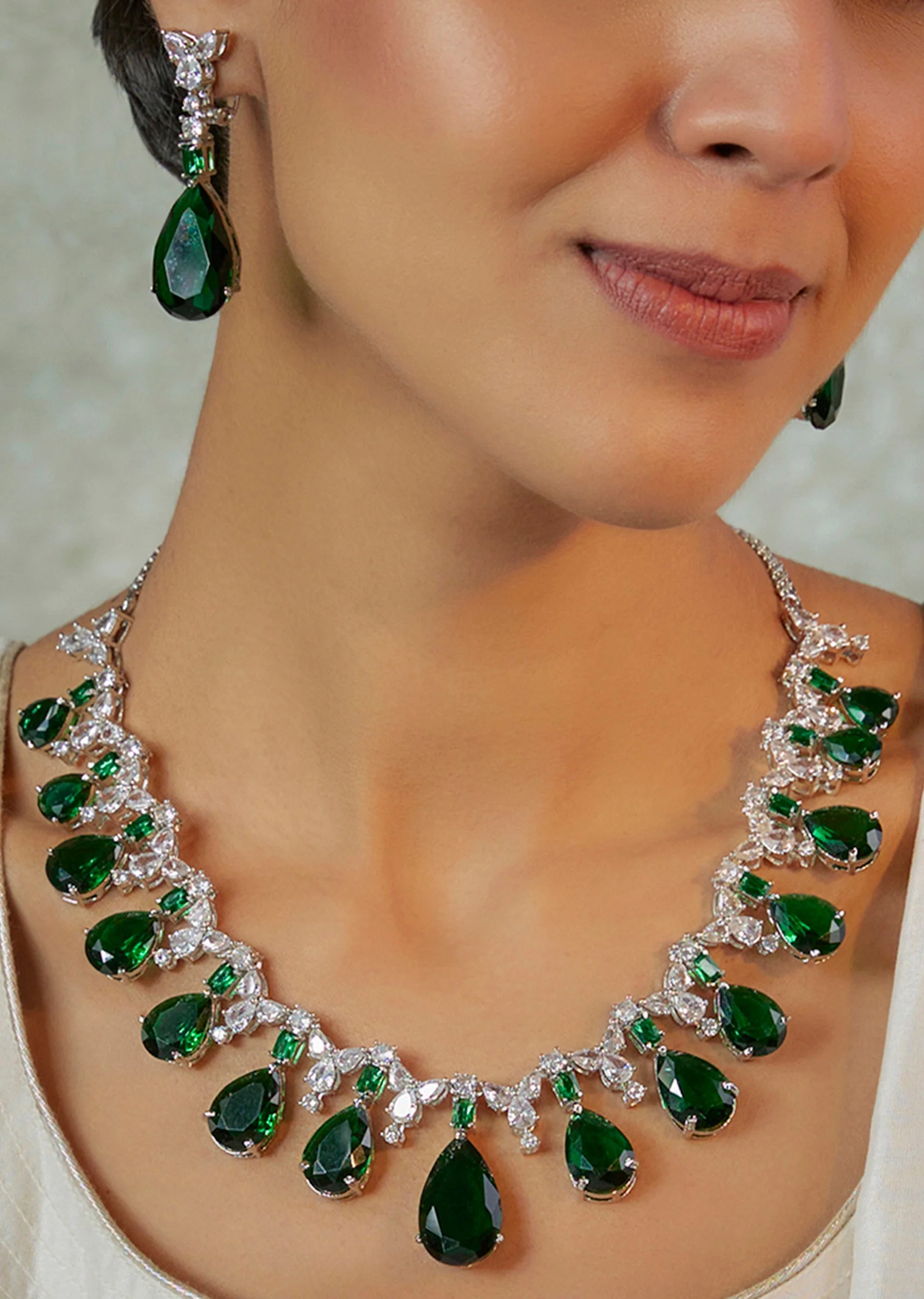 White Finish Premium Zircon Necklace Set